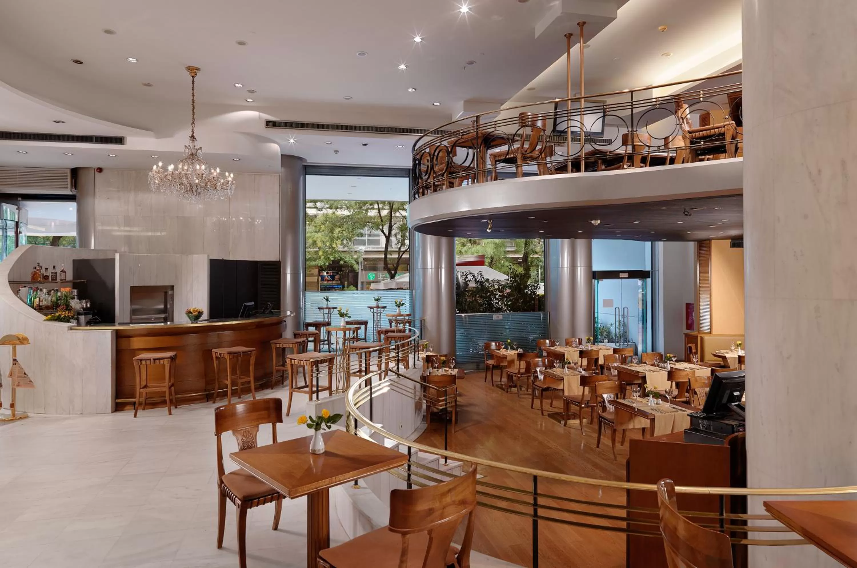 Restaurant/places to eat in Titania Hotel