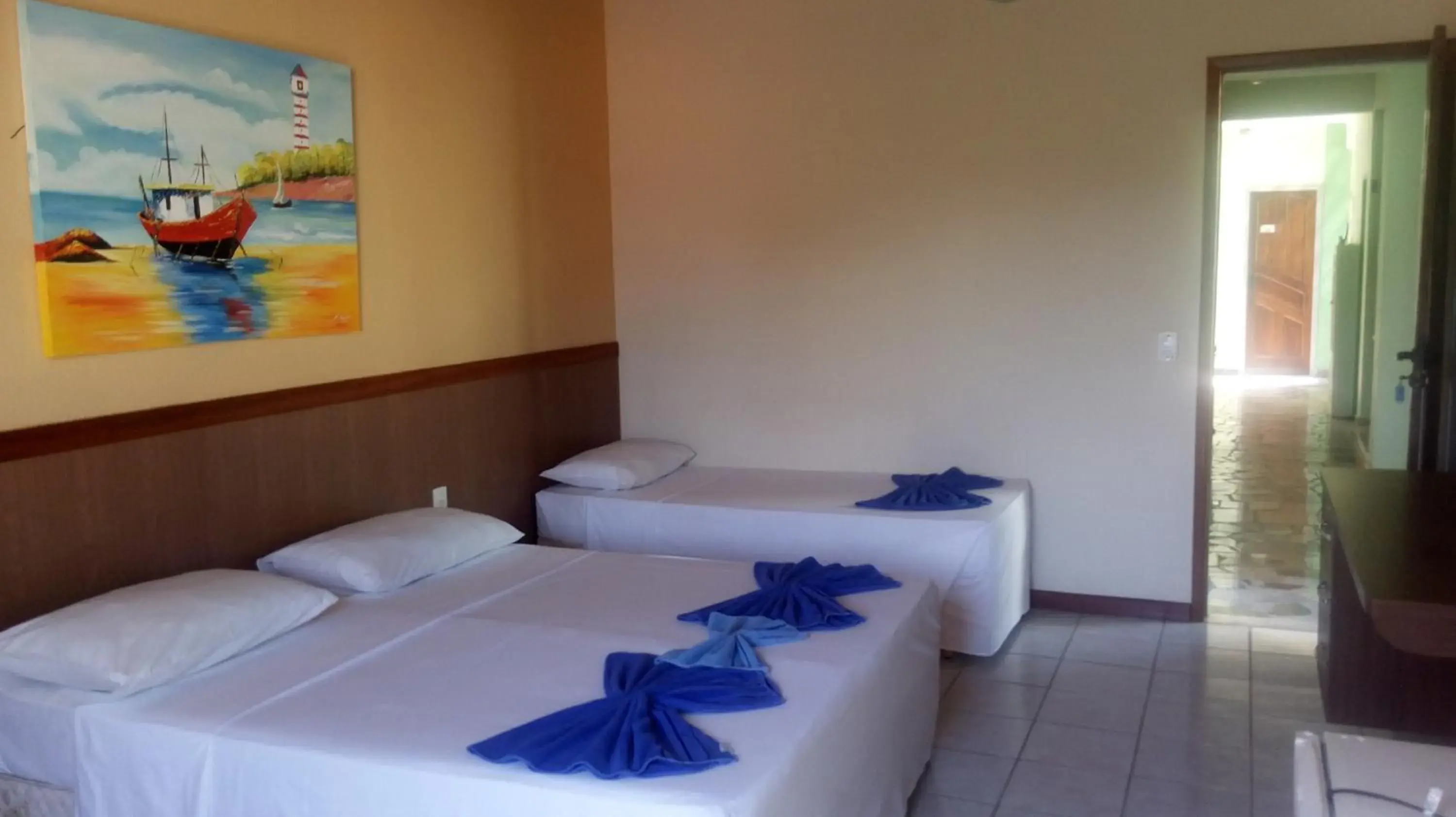 Photo of the whole room, Bed in Duas Praias Hotel Pousada