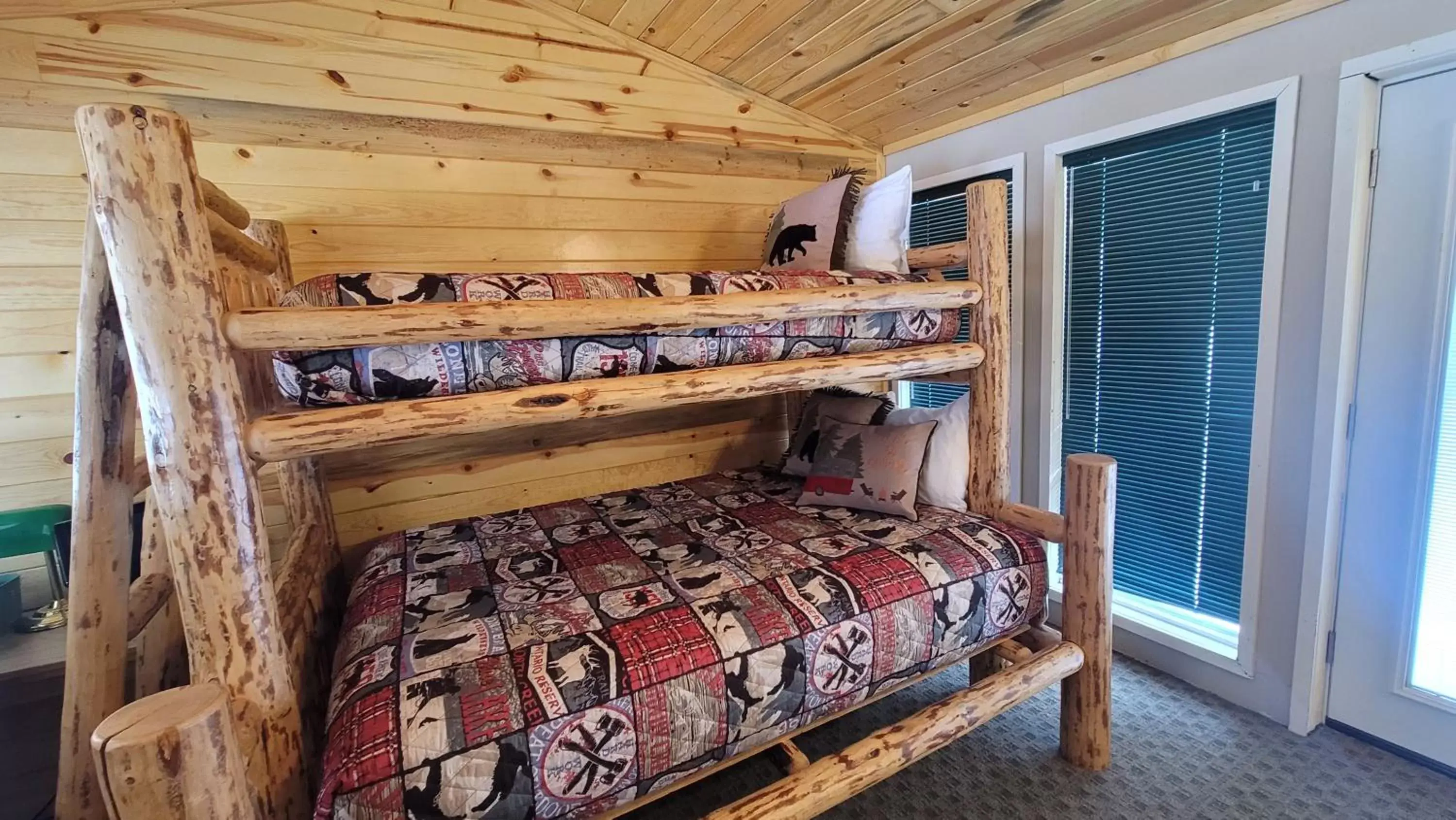 Bunk Bed in Riverfront Motel & Cabins