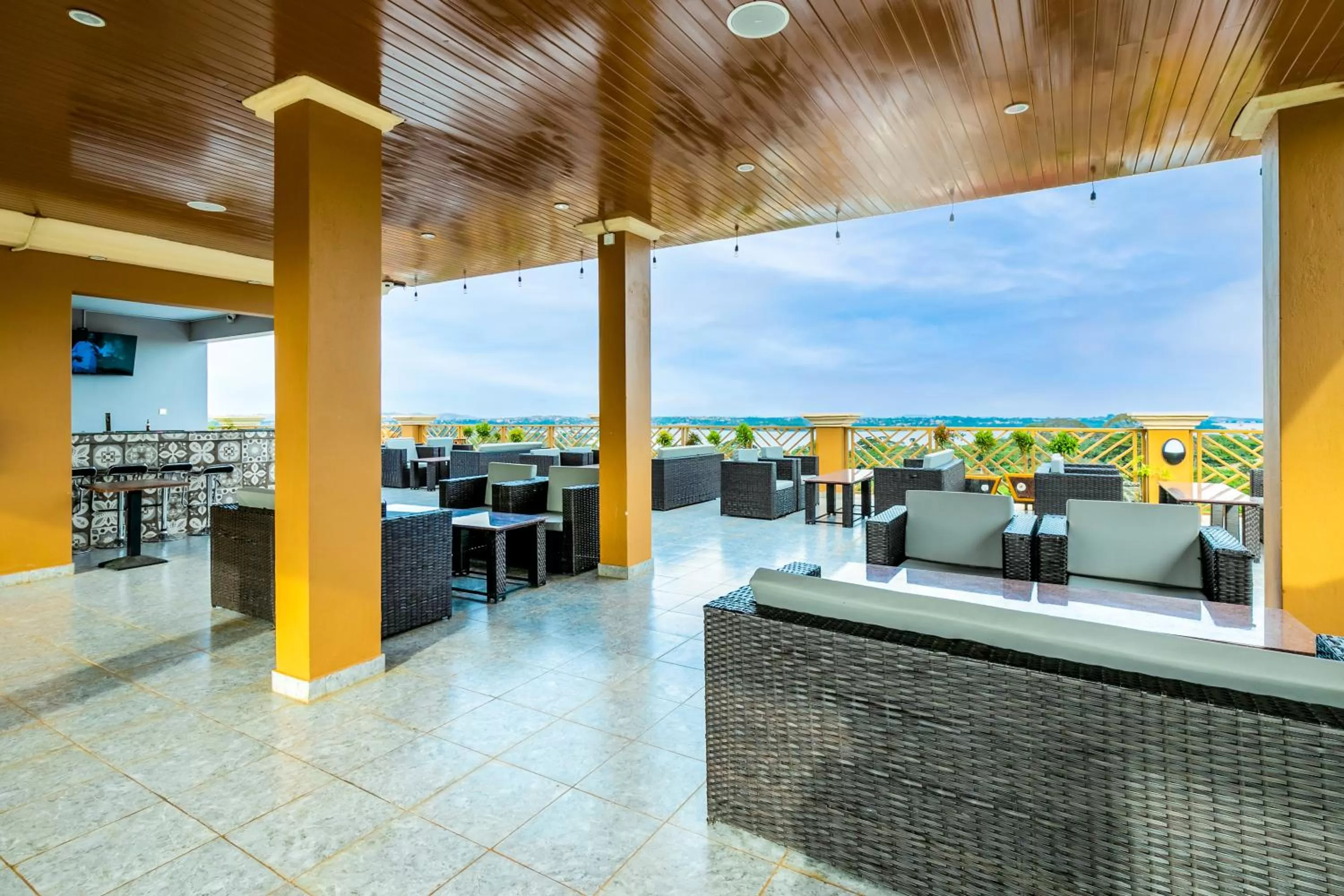 Day in Hotel Horizon Entebbe