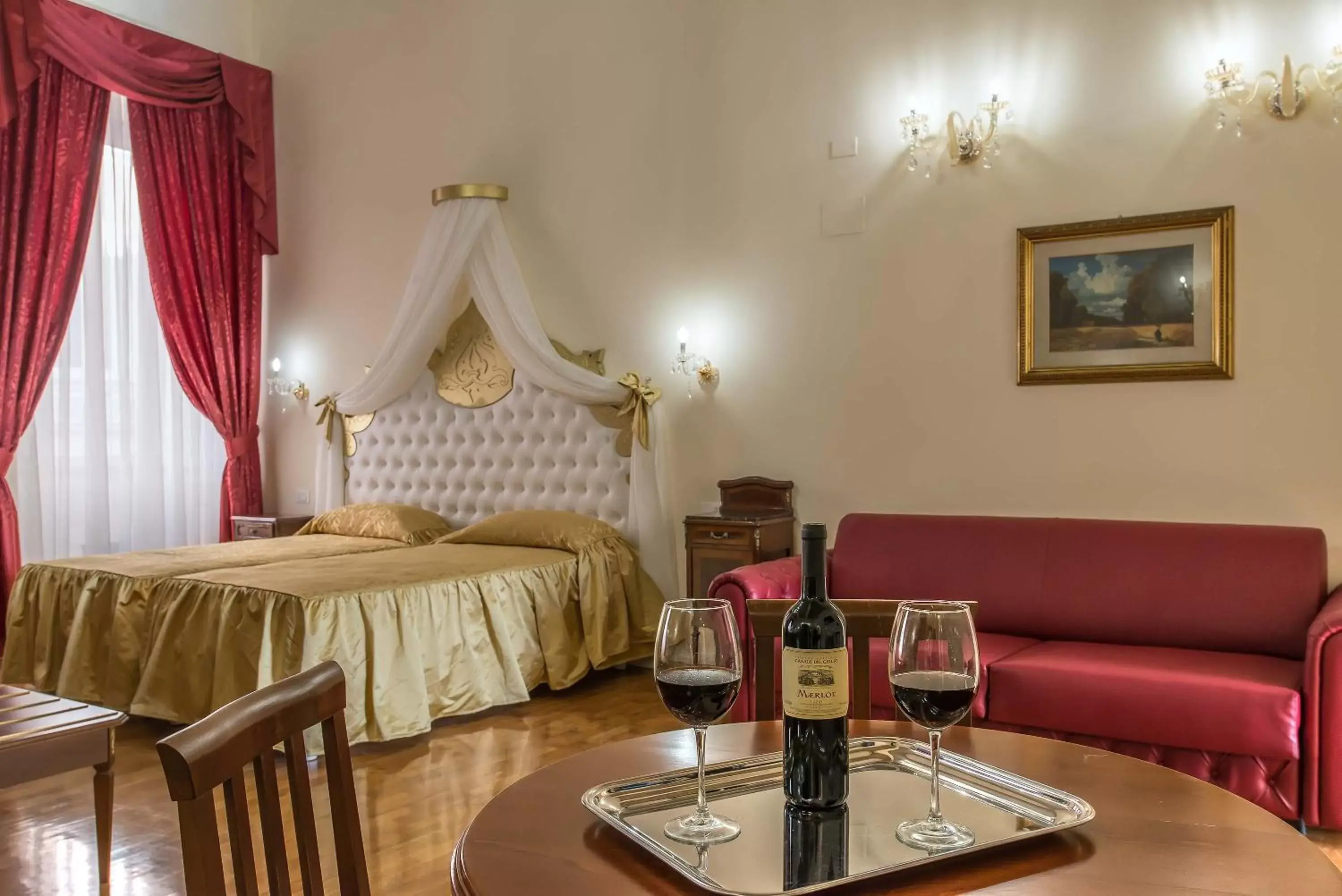 Bedroom in Trevi Rome Suite