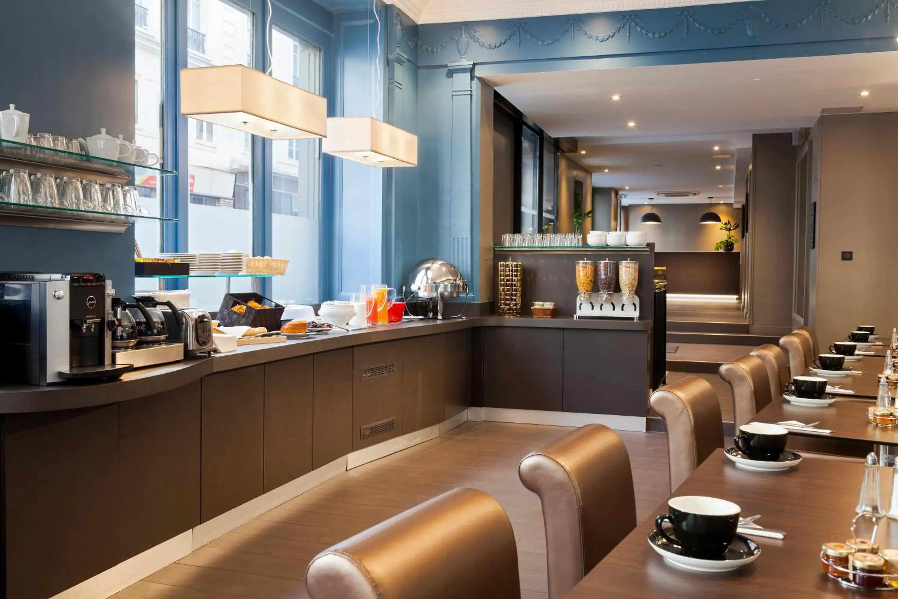 Buffet breakfast in Appia La Fayette Buffet breakfast in Appia La Fayette