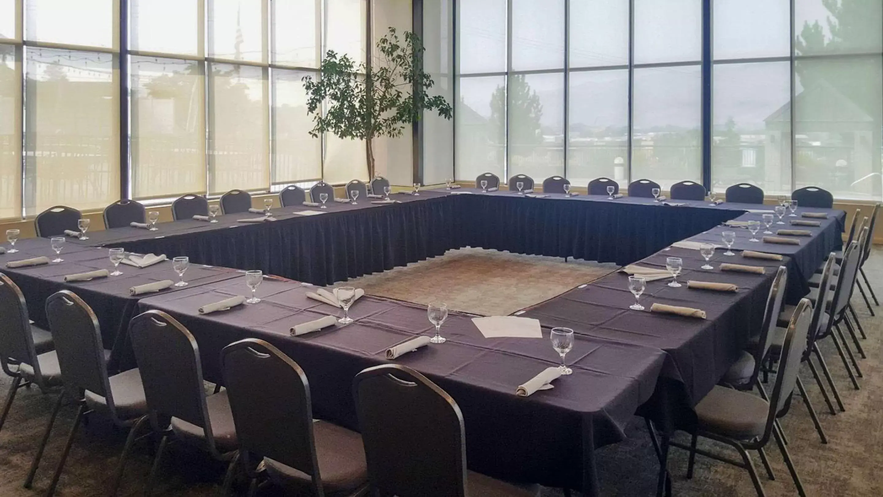 Meeting/conference room in Hells Canyon Grand Hotel, an Ascend Hotel Collection Member
