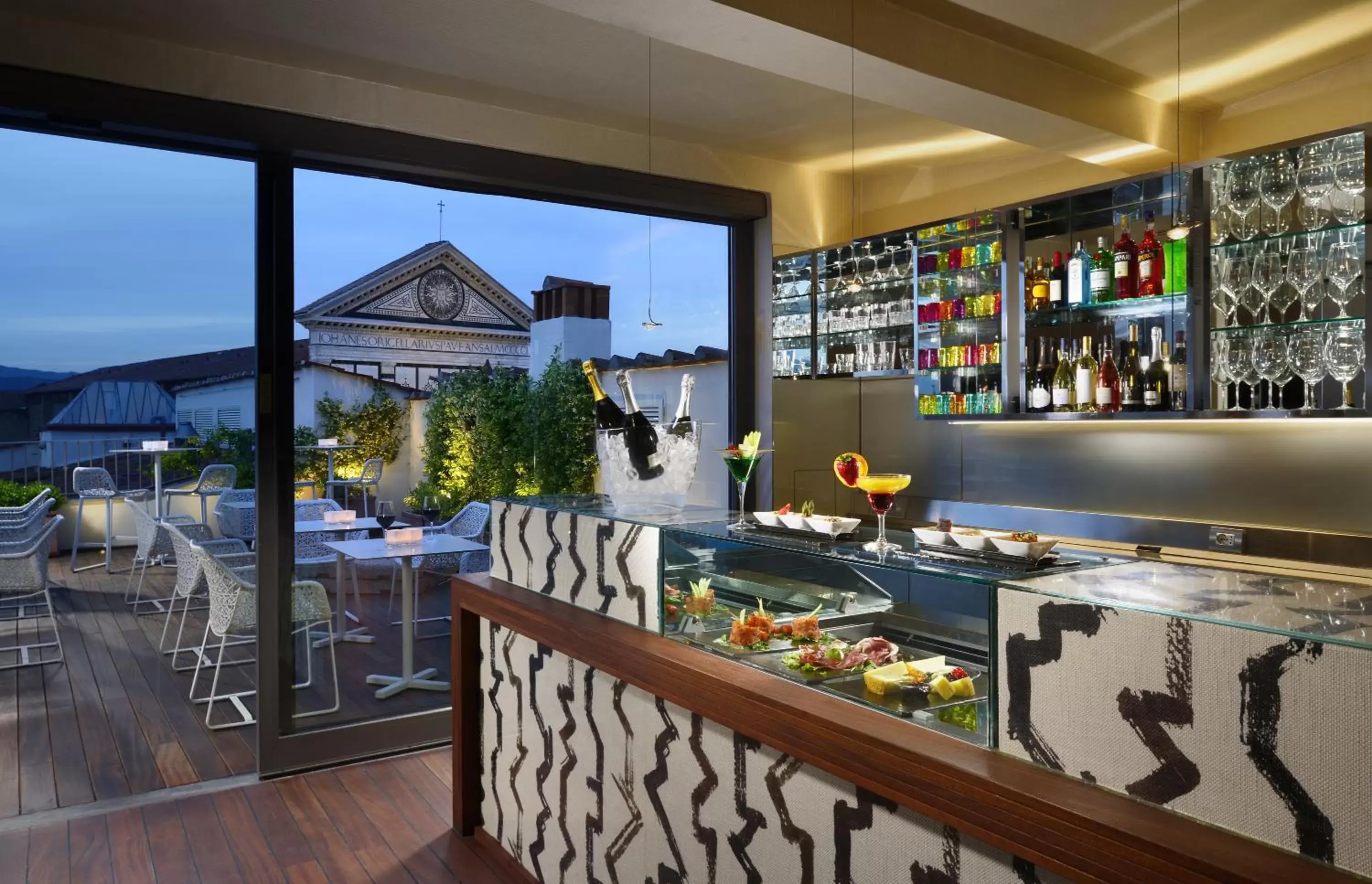 Lounge or bar in Grand Hotel Minerva Lounge or bar in Grand Hotel Minerva