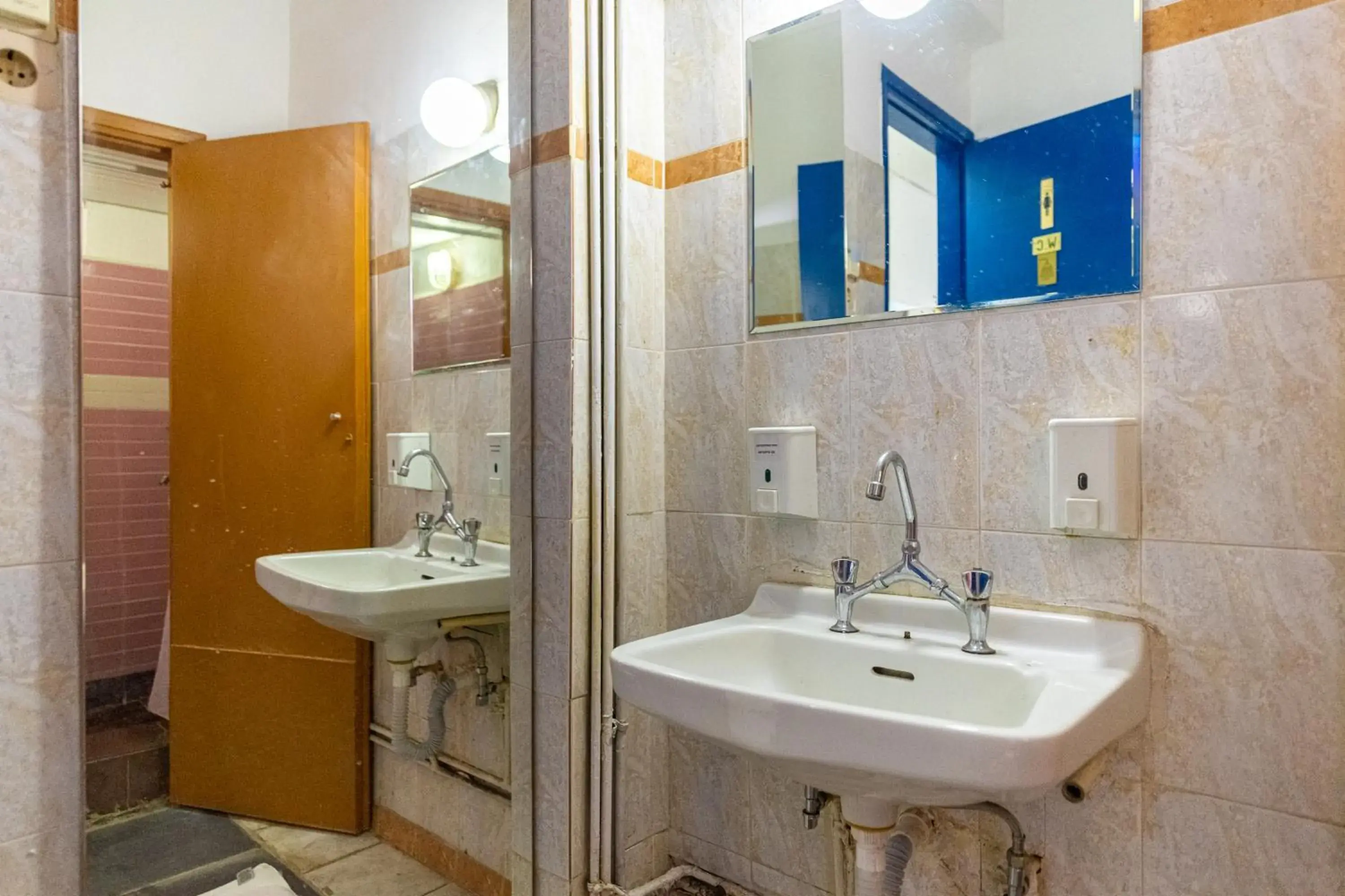 Toilet, Bathroom in Sparta Team Hotel