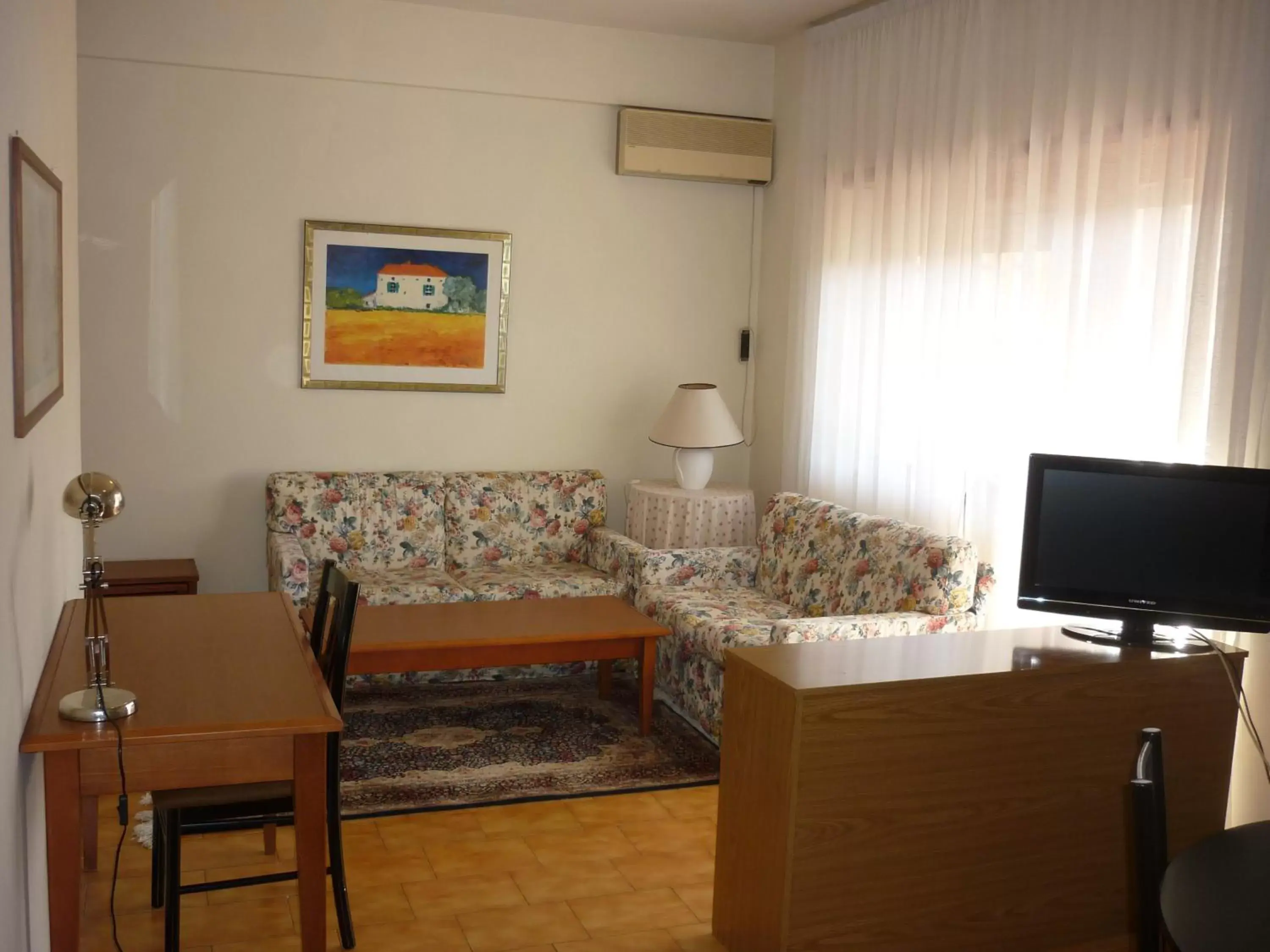 Living room, Seating Area in Eur Nir Residence