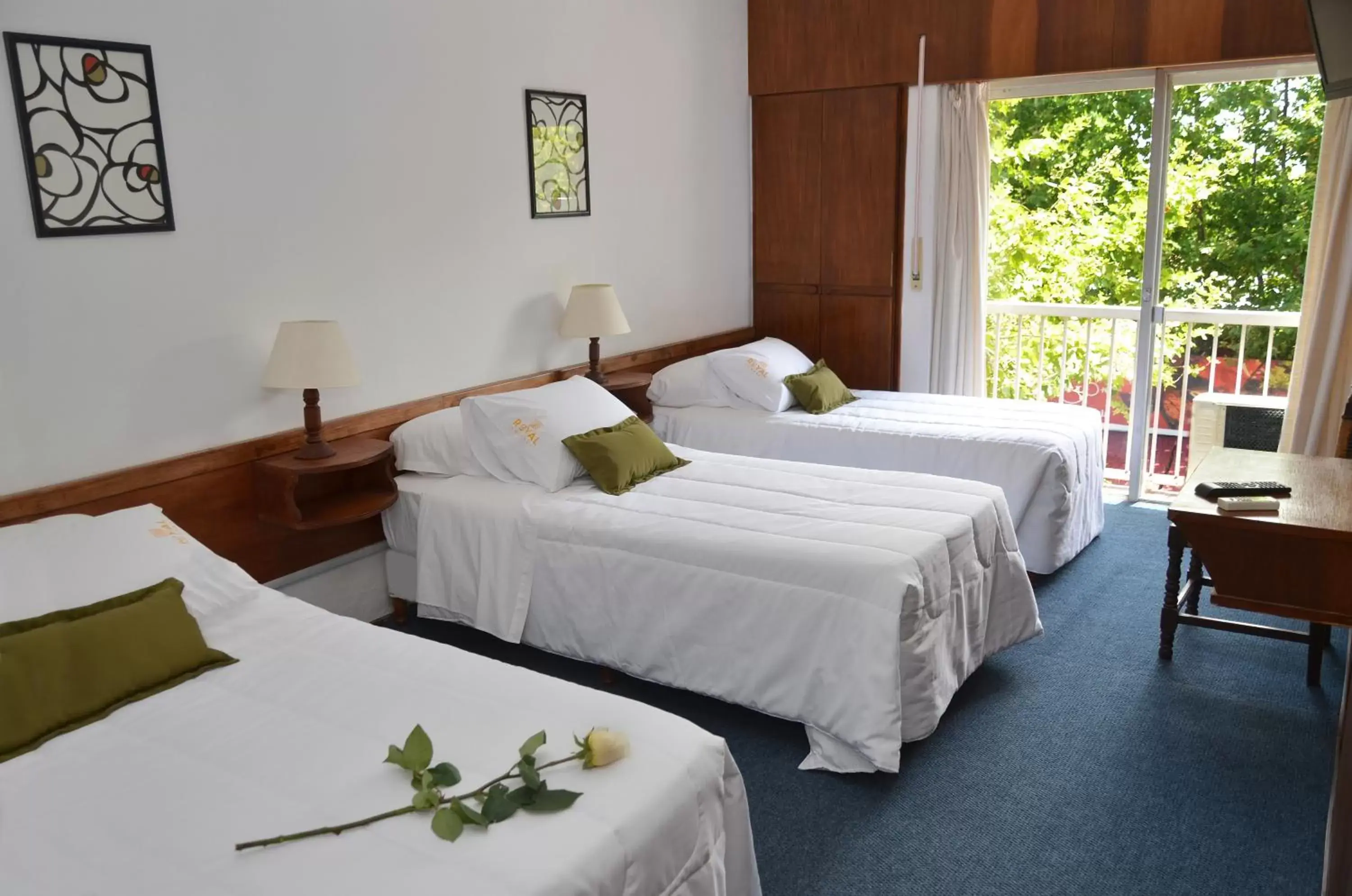 Triple Room in Hotel Royal Triple Room in Hotel Royal