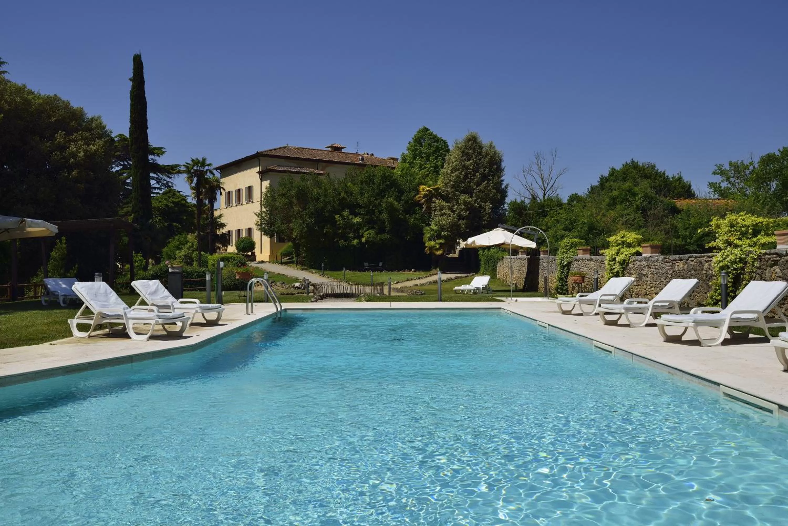 Swimming pool in Villa Sabolini