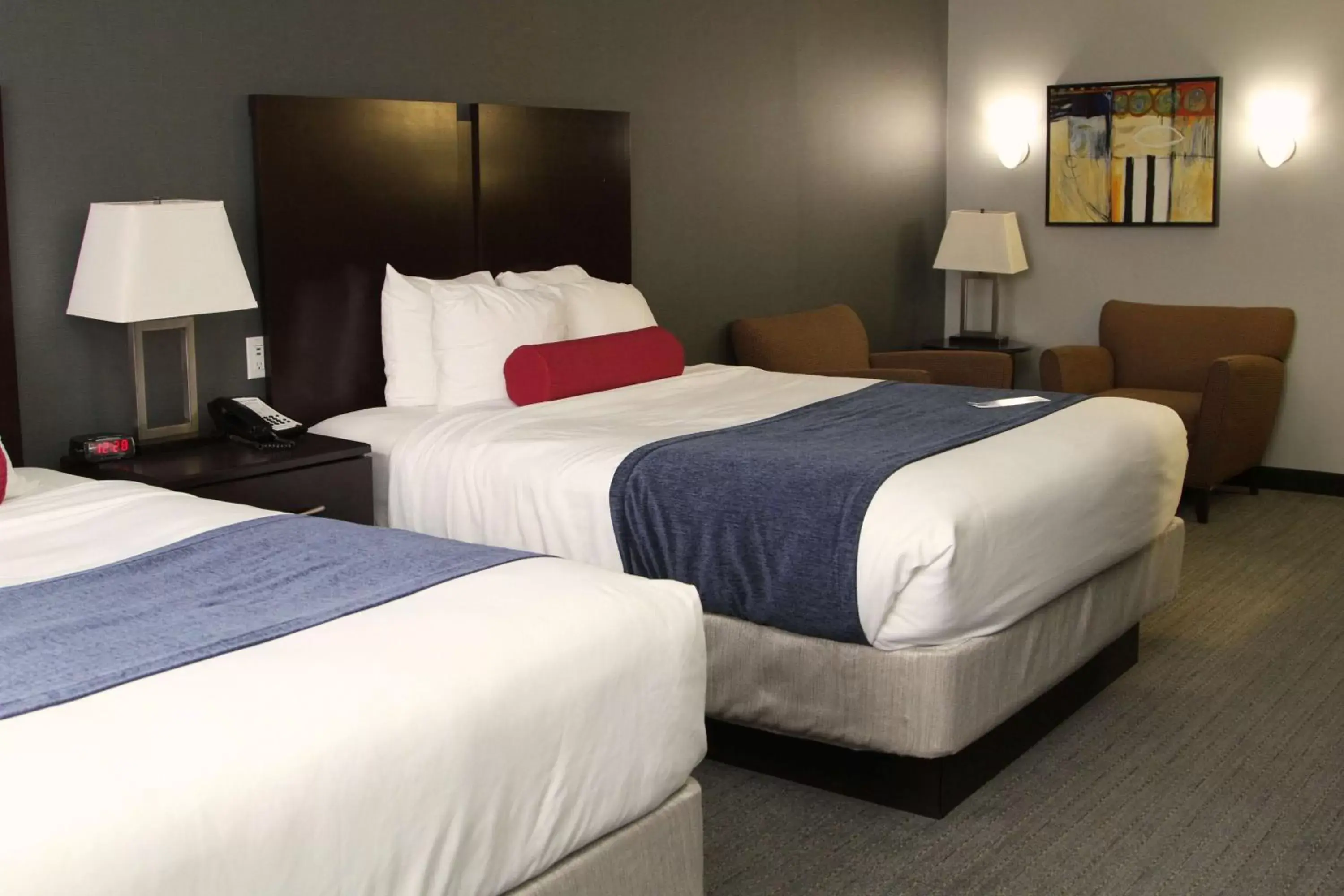 Photo of the whole room, Bed in Best Western Plus Olathe Hotel