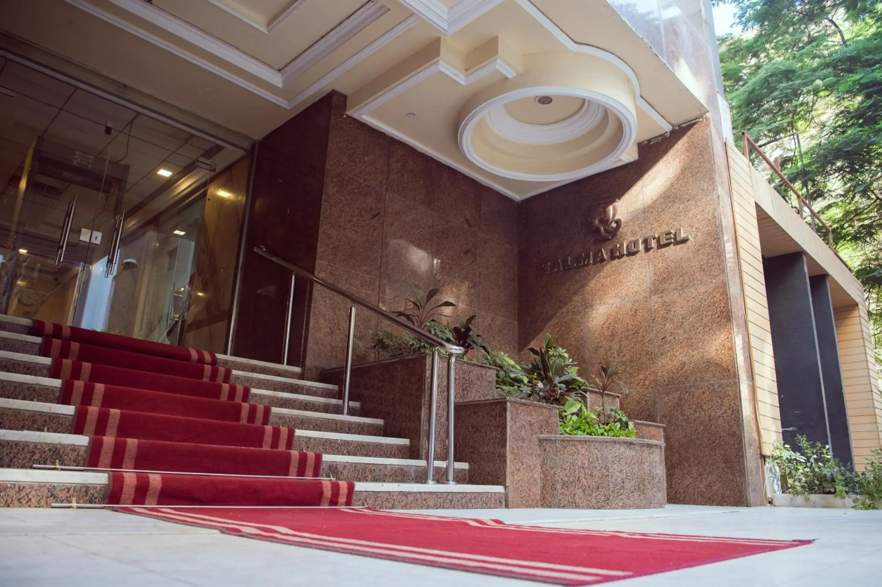 Facade/entrance in Salma Hotel Cairo