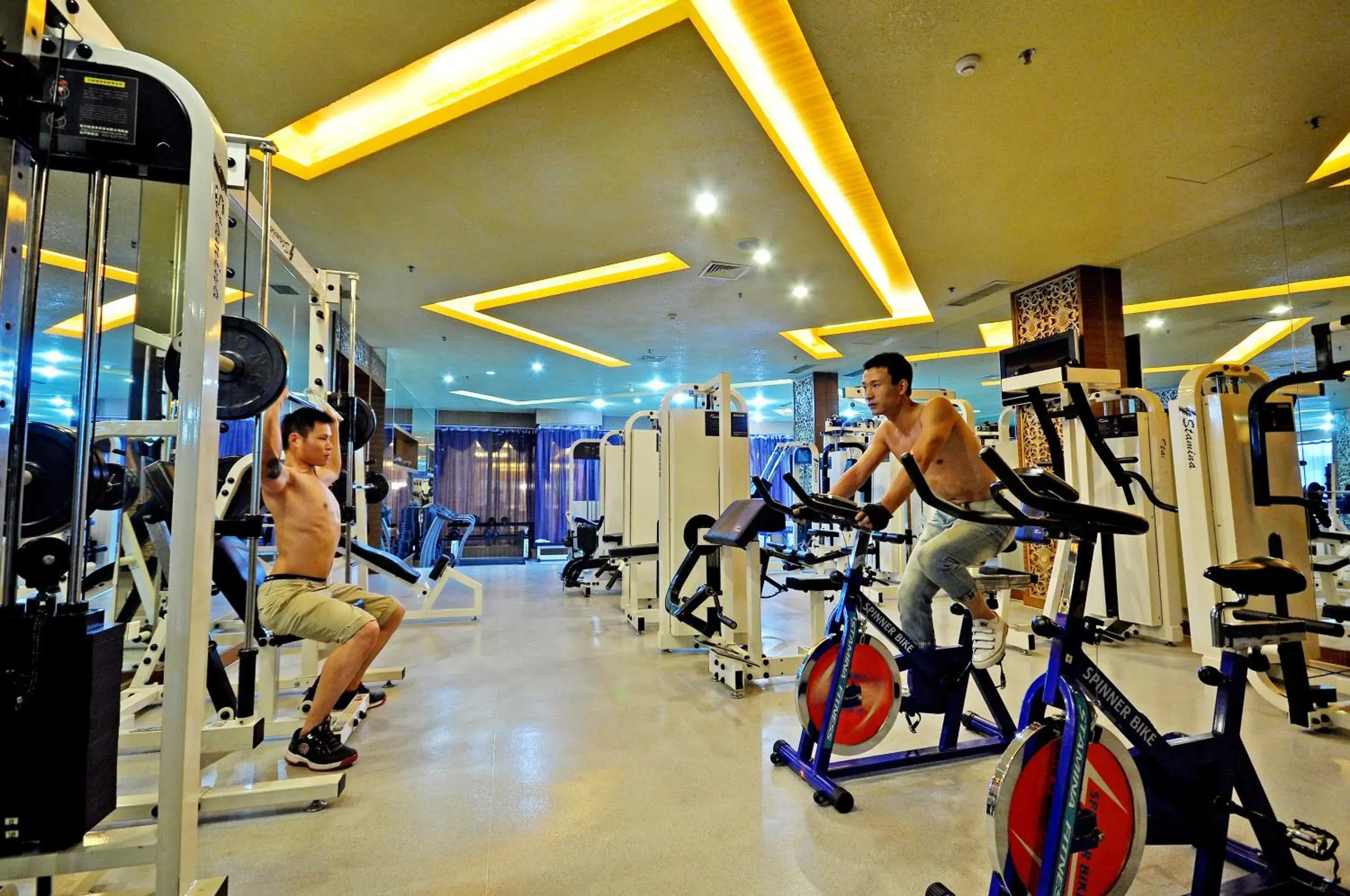 Spa and wellness centre/facilities, Fitness Center/Facilities in Wangjiang Hotel