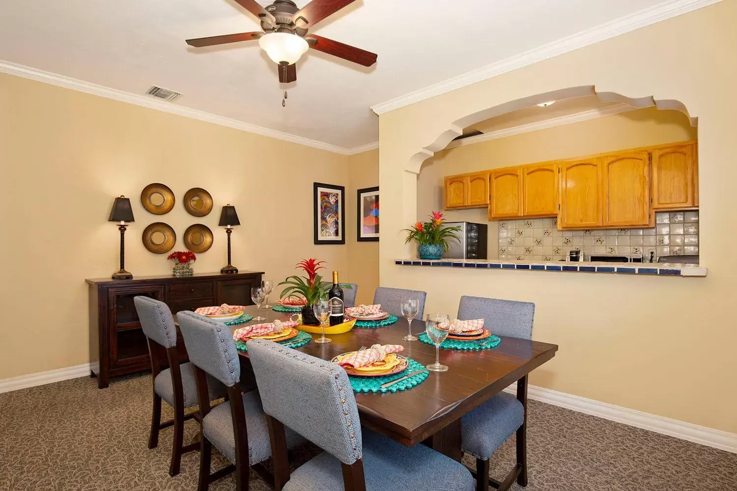 Dining Area in El Cordova