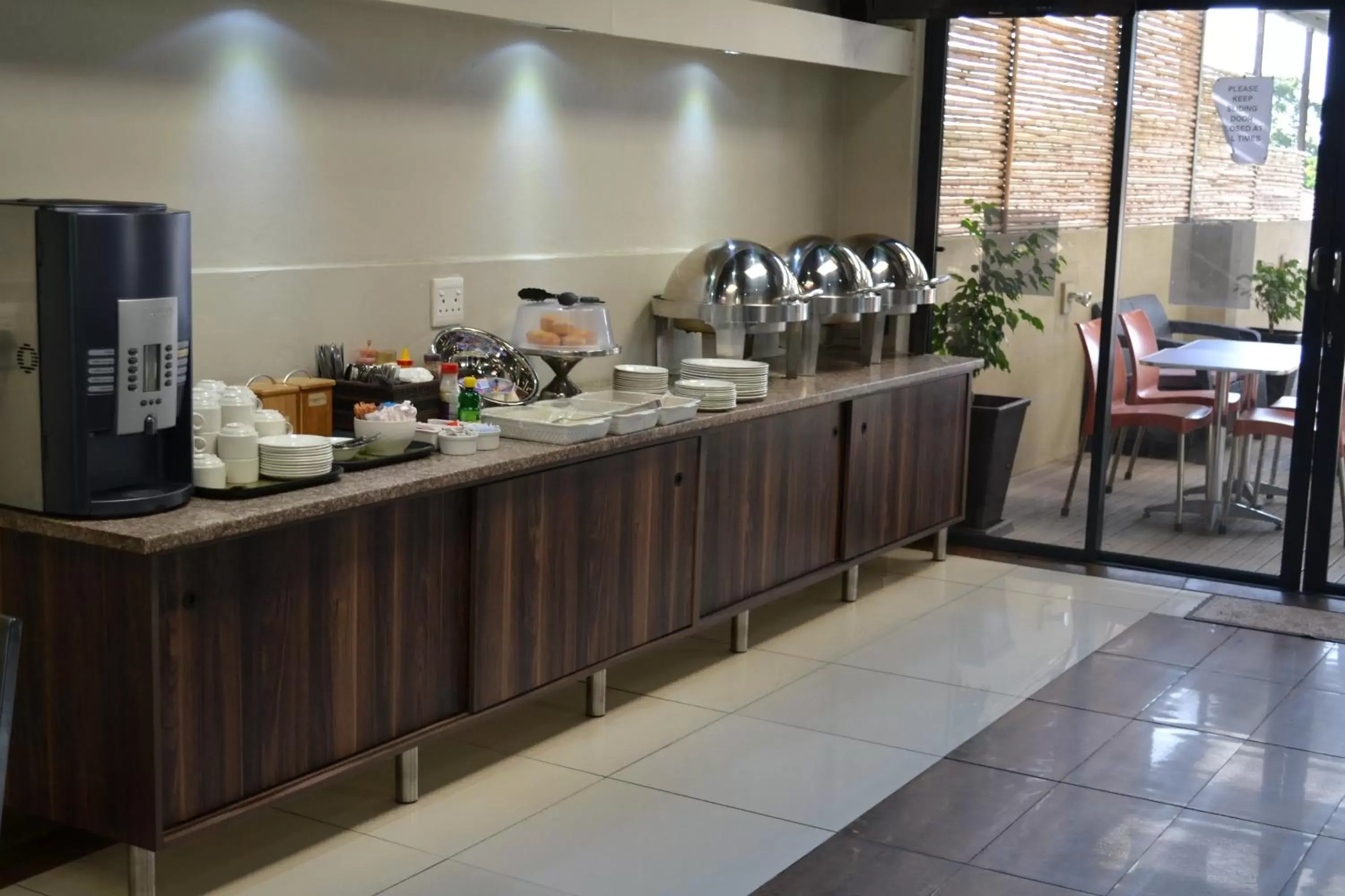 Buffet breakfast, Restaurant/Places to Eat in Mesami Hotel