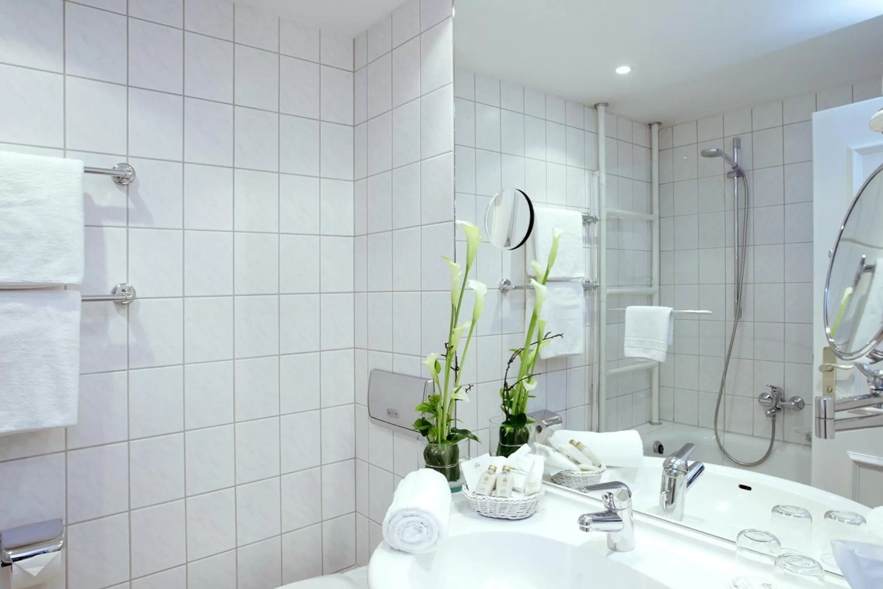 Bathroom in Cliff Hotel Rügen