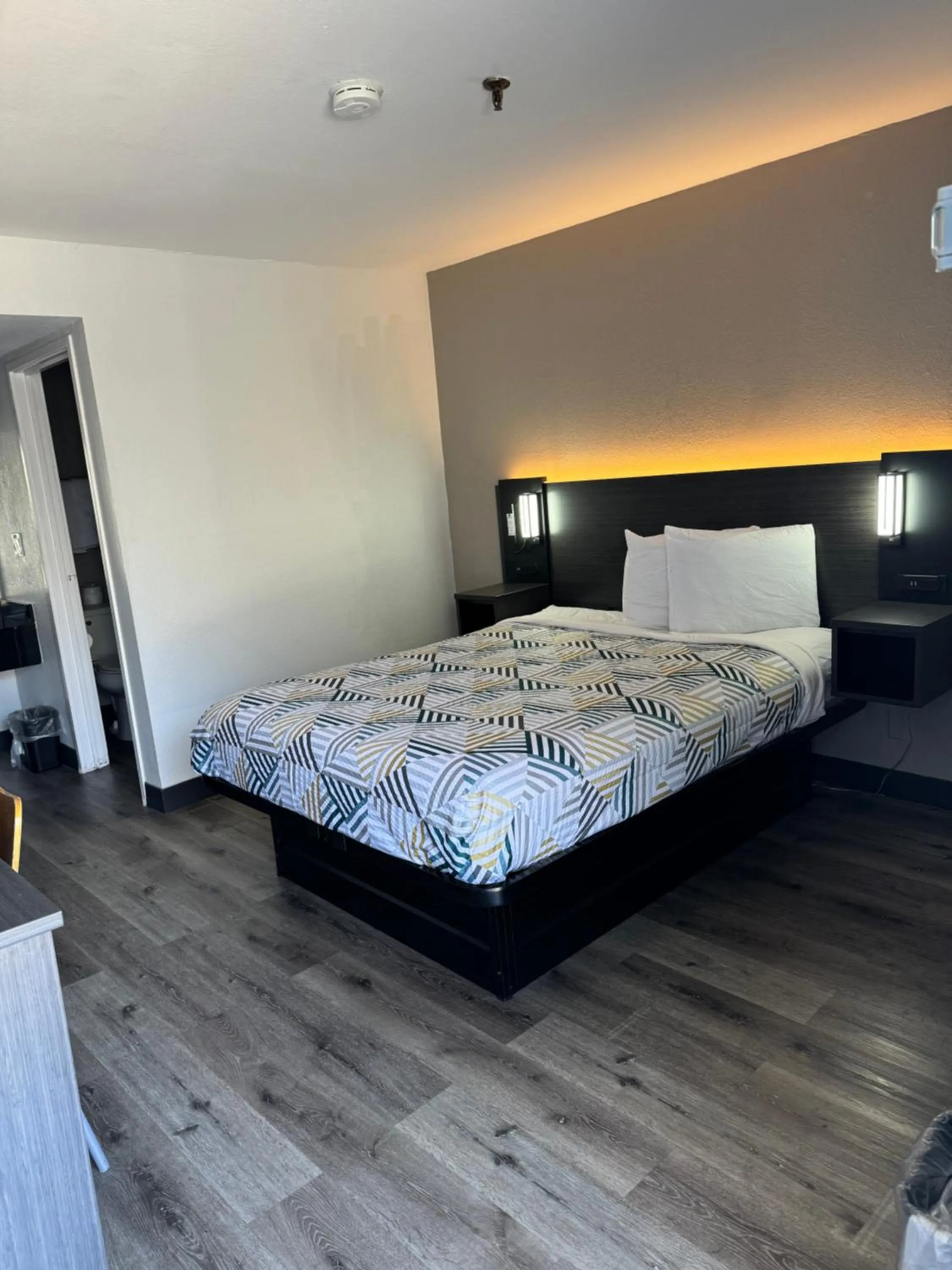 Bed in Motel 6-Bradenton, FL