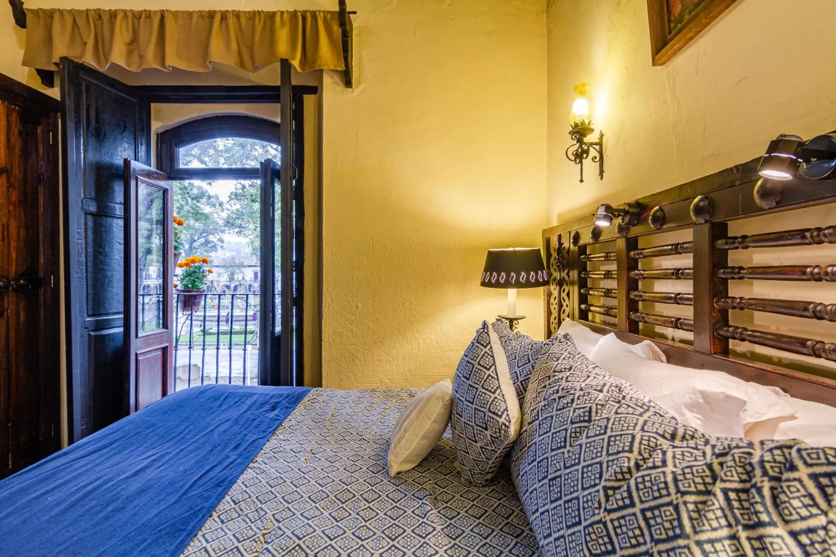 Bedroom, Bed in Hotel Mansion Iturbe