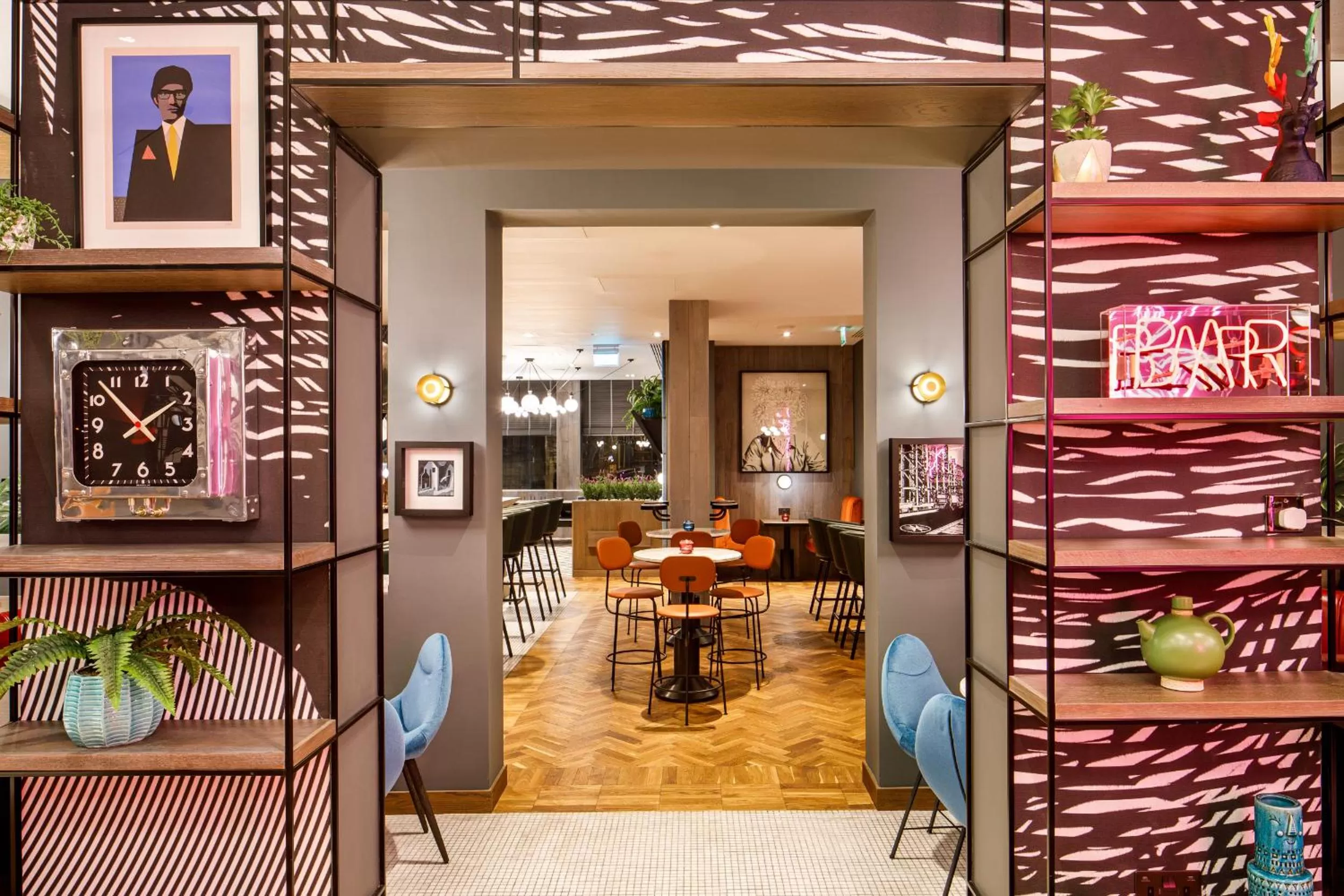 Lounge or bar in ibis Styles Edinburgh St Andrew Square