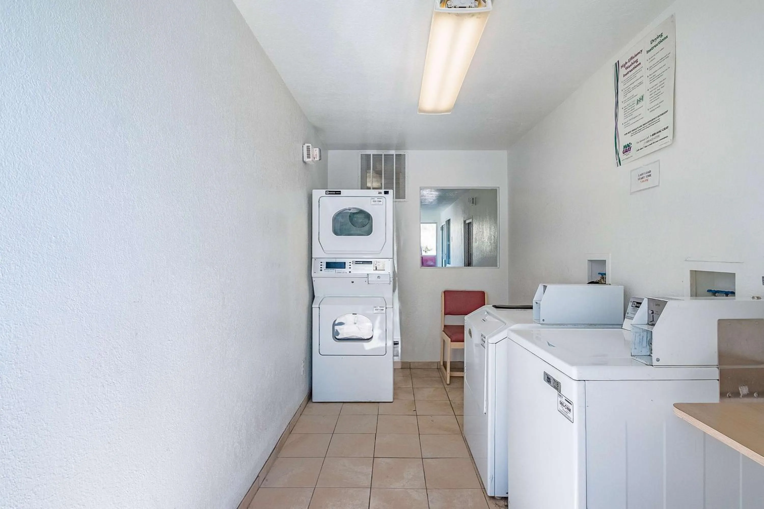 On site, Kitchen/Kitchenette in Motel 6-Salt Lake City, UT - West - Airport