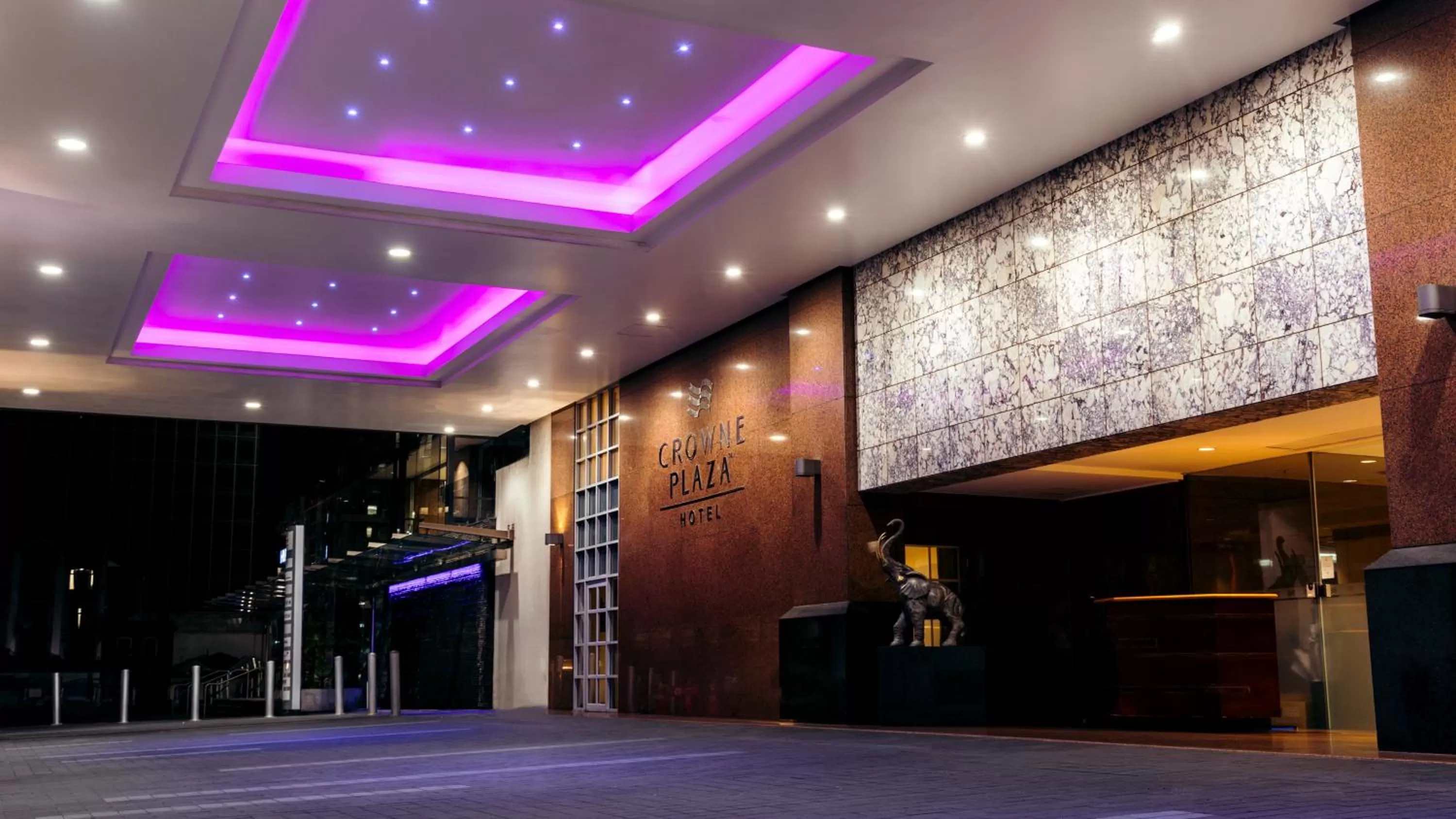 Property building in Crowne Plaza Auckland by IHG