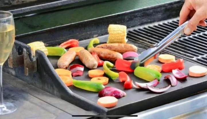 BBQ facilities in Orbost Country Man Motor Inn