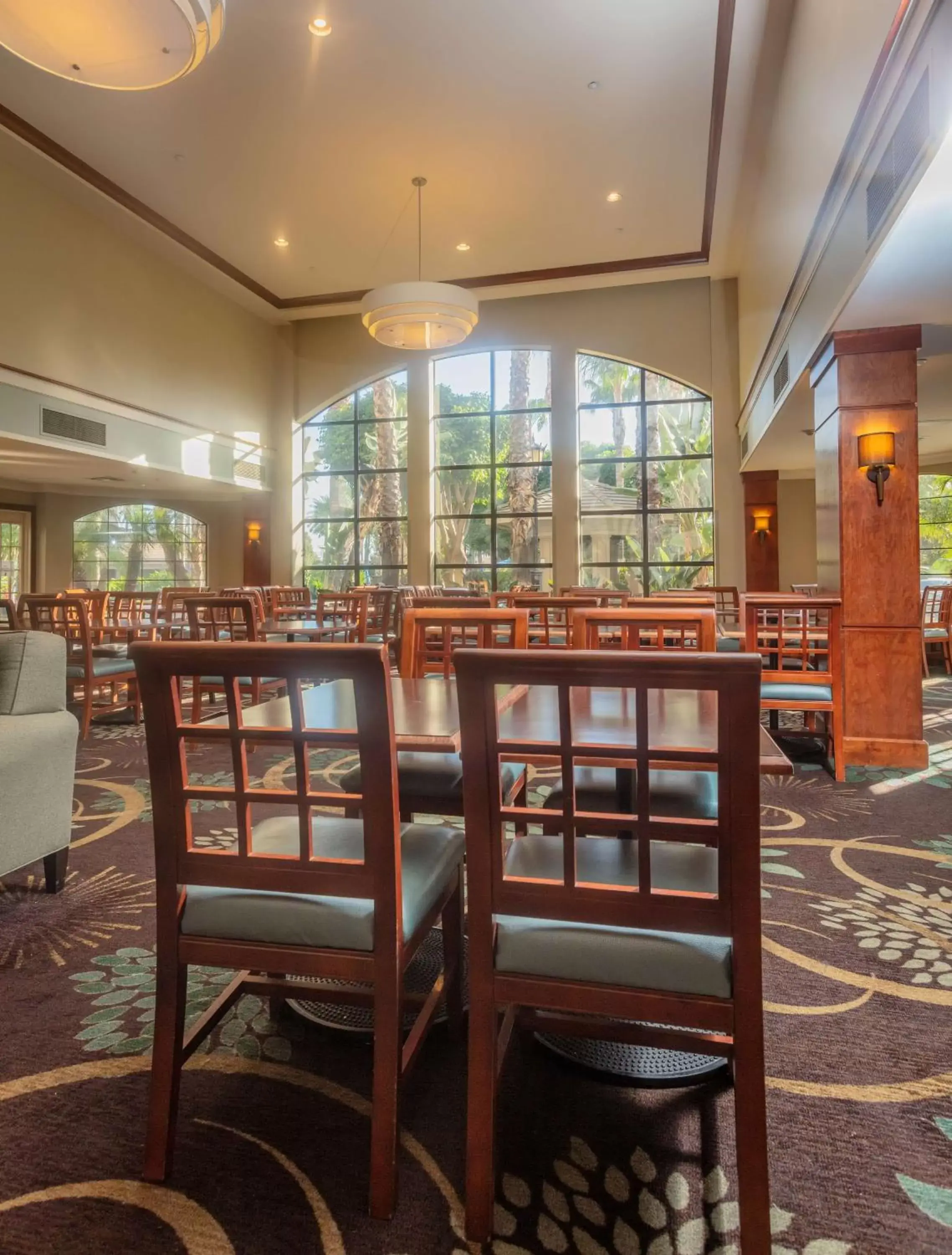 Lobby or reception, Restaurant/Places to Eat in Sonesta ES Suites Anaheim Resort Area