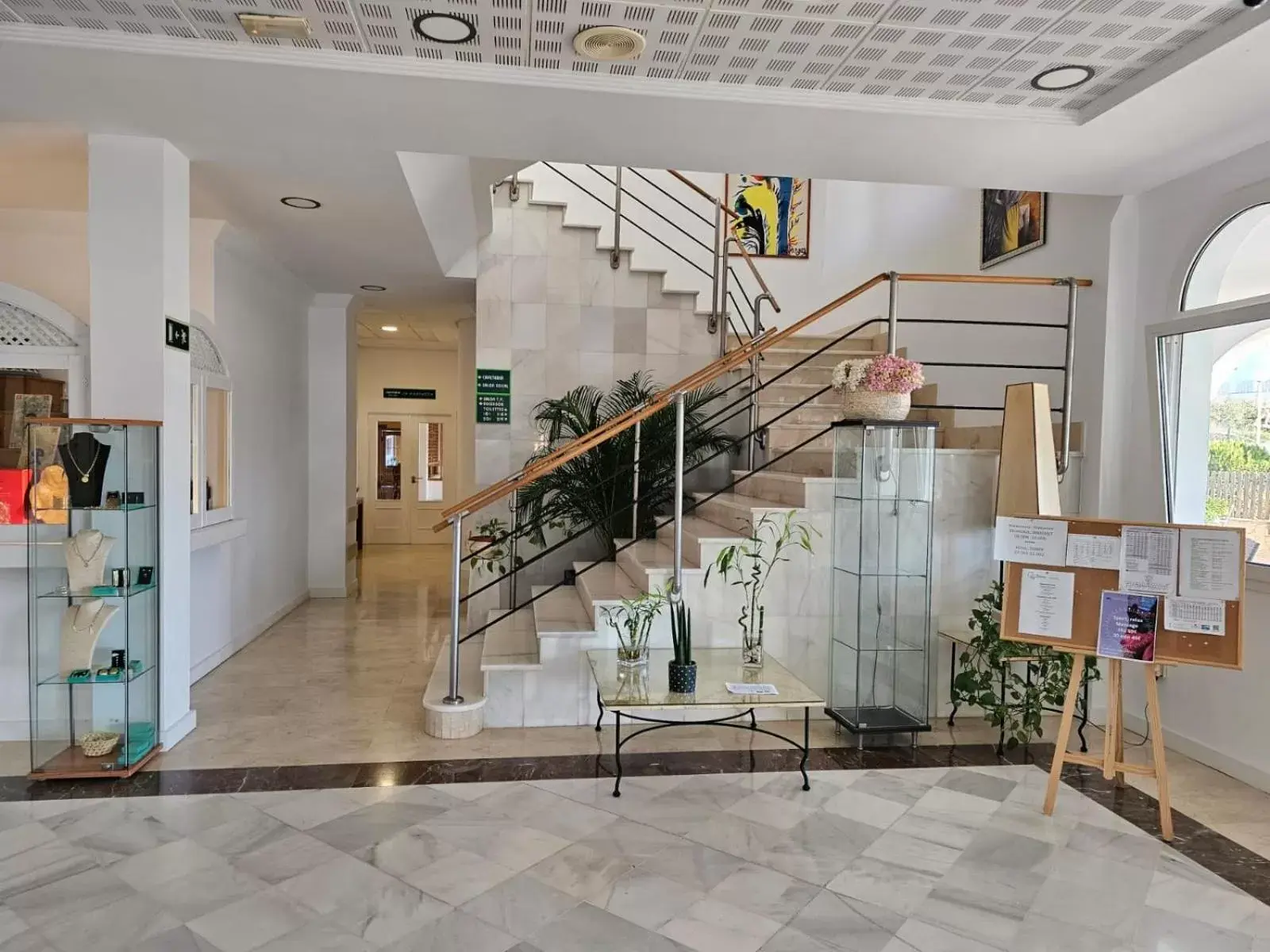Lobby or reception in Hotel Puntazo II