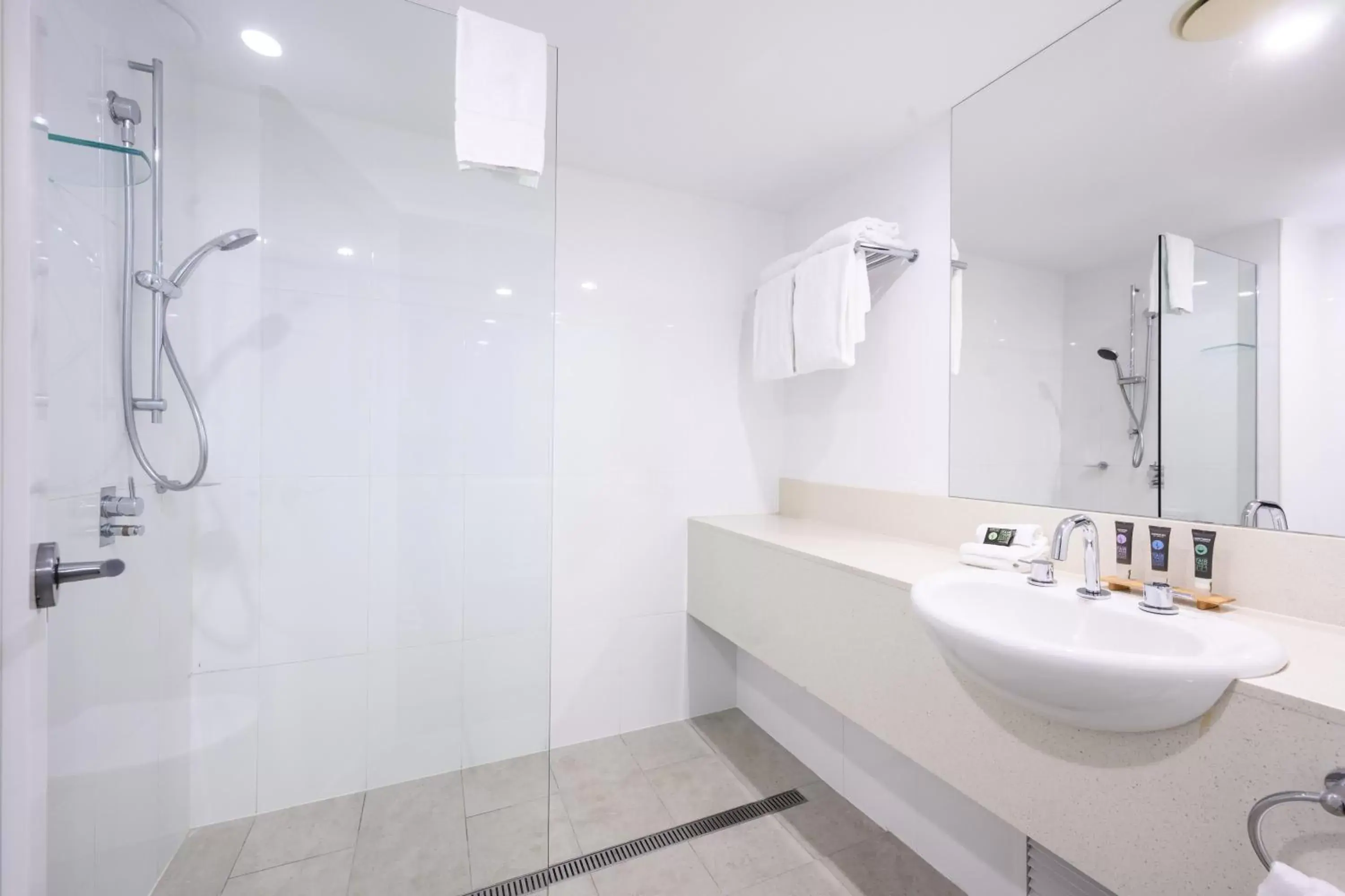 Bathroom in Novotel Sunshine Coast Resort