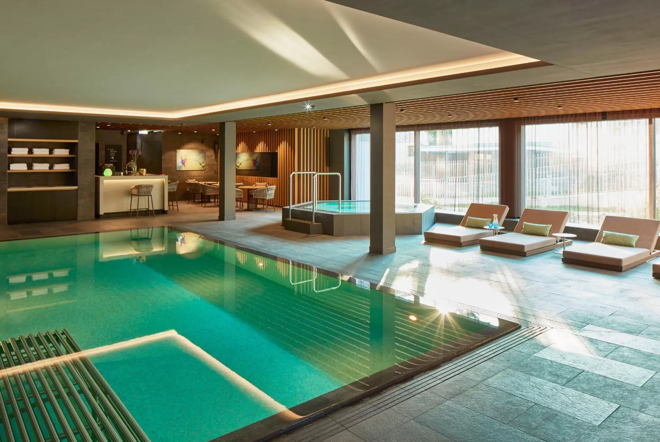 Spa and wellness centre/facilities, Swimming Pool in Hard Rock Hotel Davos