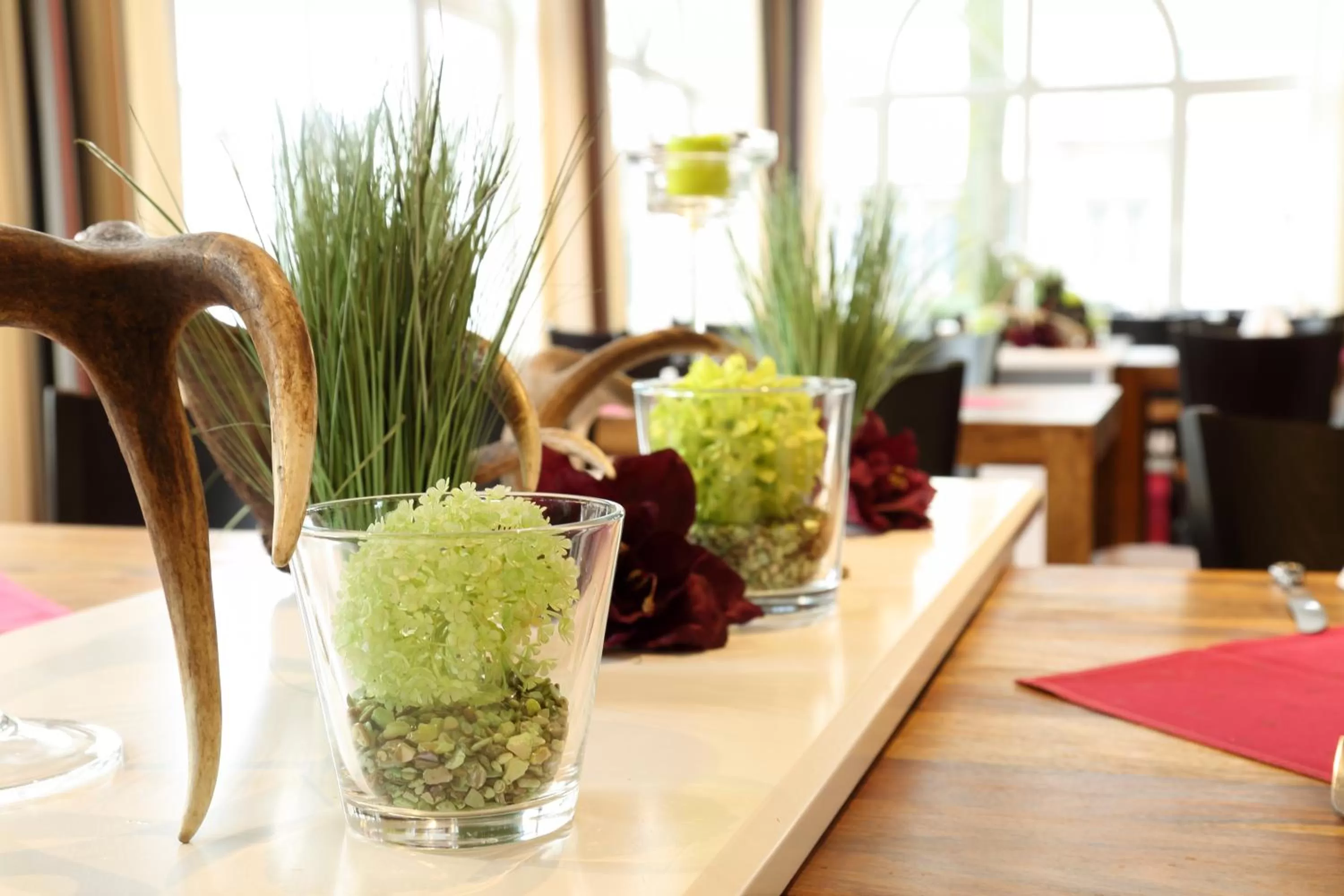 Restaurant/places to eat in Lobinger Hotel Weisses Ross