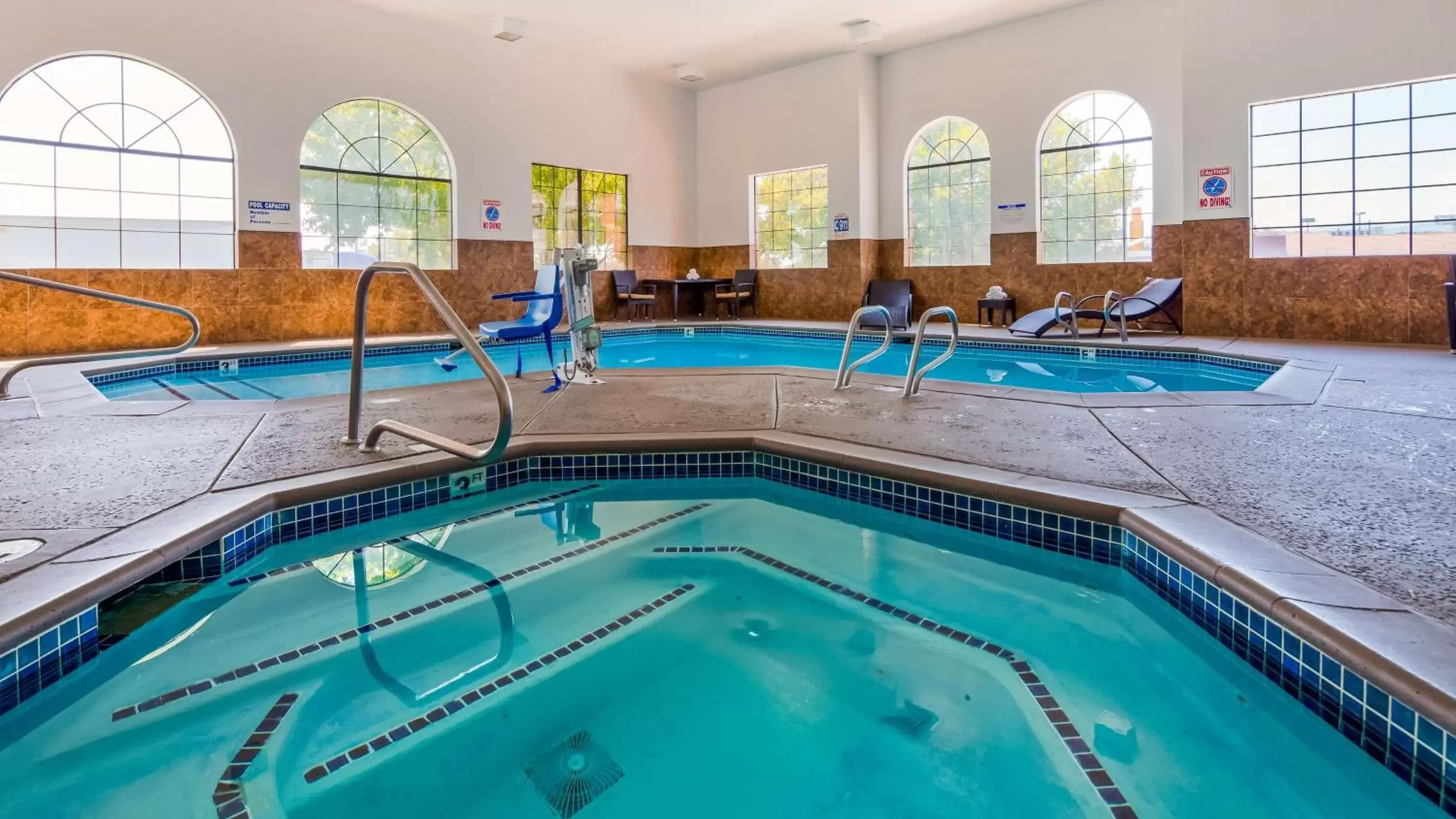 On site, Swimming Pool in Best Western Plus - Wendover Inn