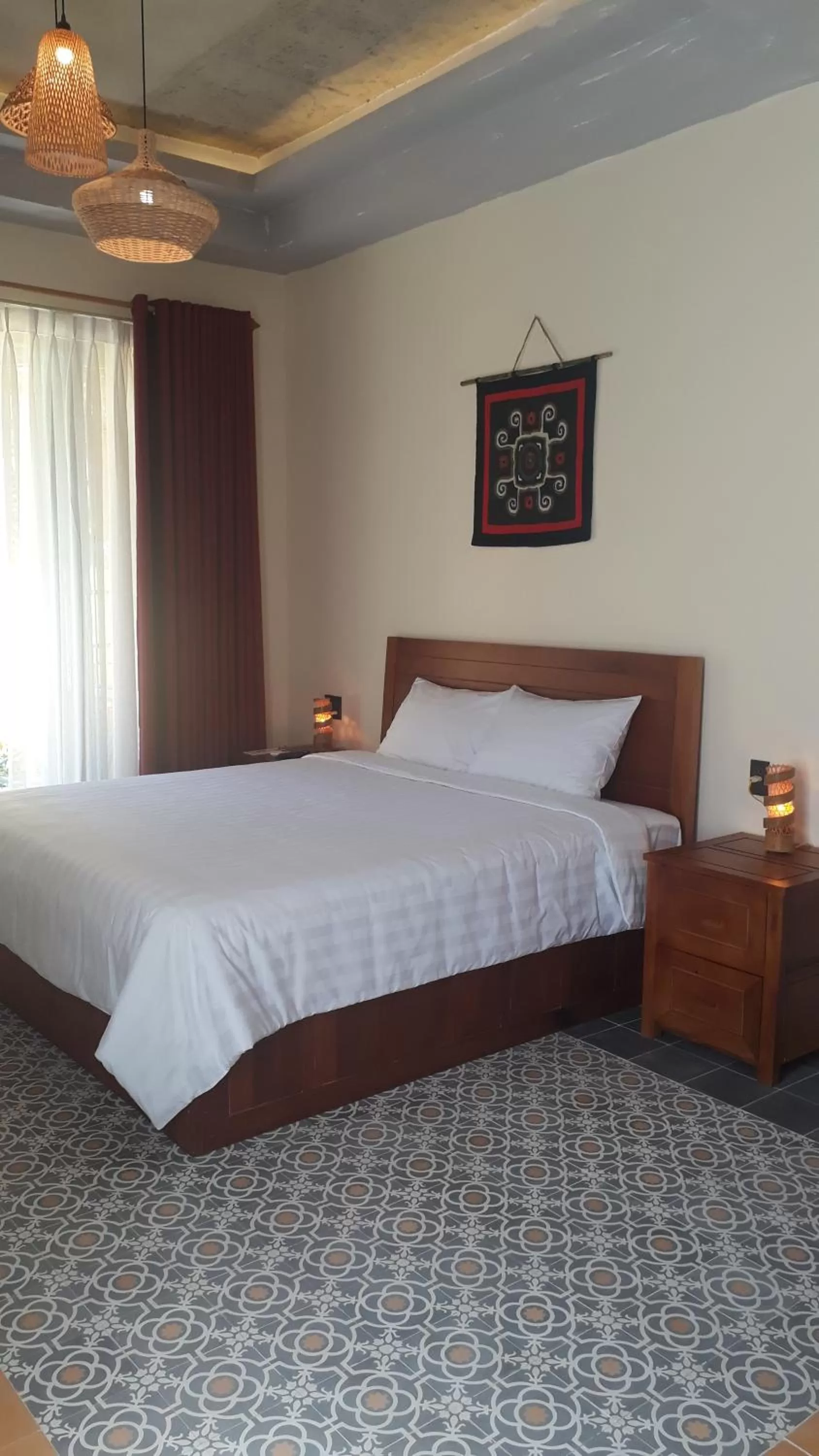 Bed in Pink Tulip Hoi An