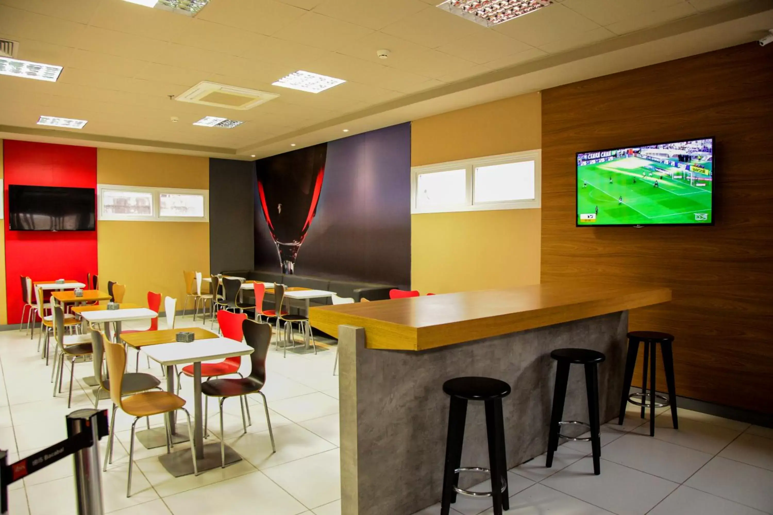 Restaurant/places to eat, Lounge/Bar in ibis Bacabal