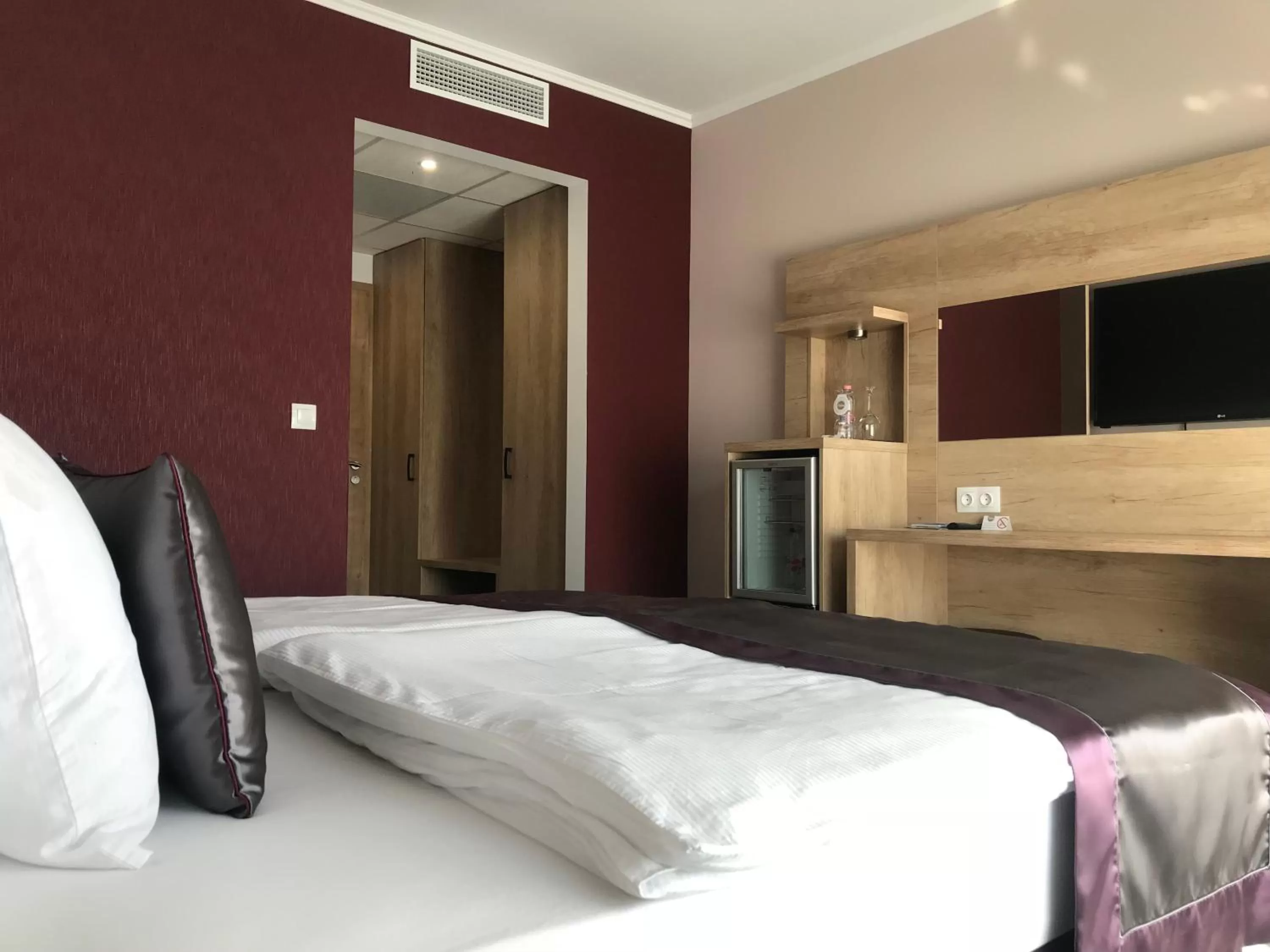 Bed in Villa Aruba & Private SPA Suites