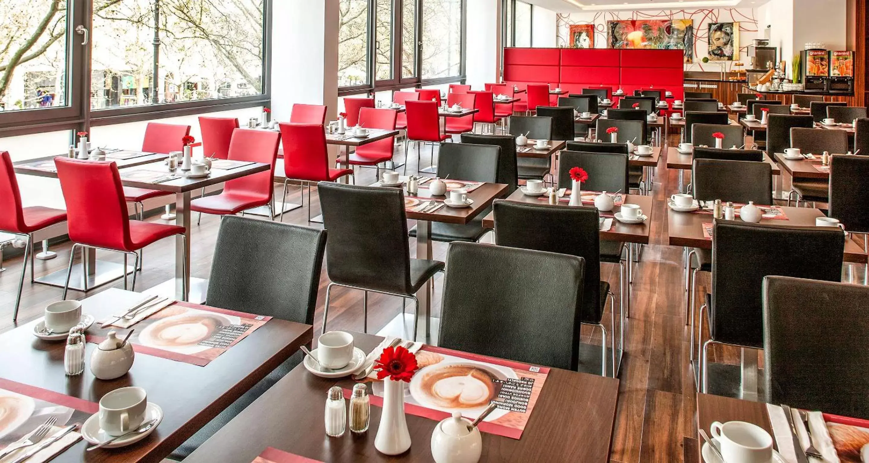 Restaurant/Places to Eat in Best Western Plus Plaza Berlin Kurfürstendamm