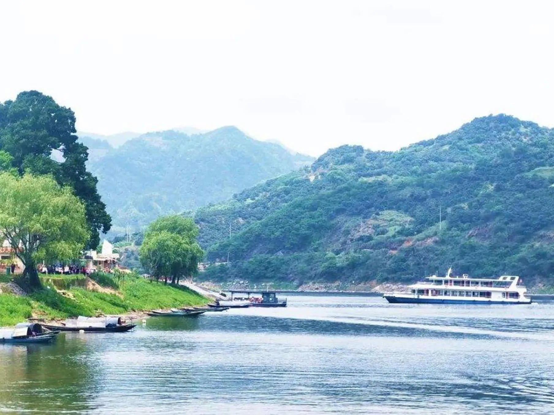 Property building in Crowne Plaza Huangshan Yucheng by IHG