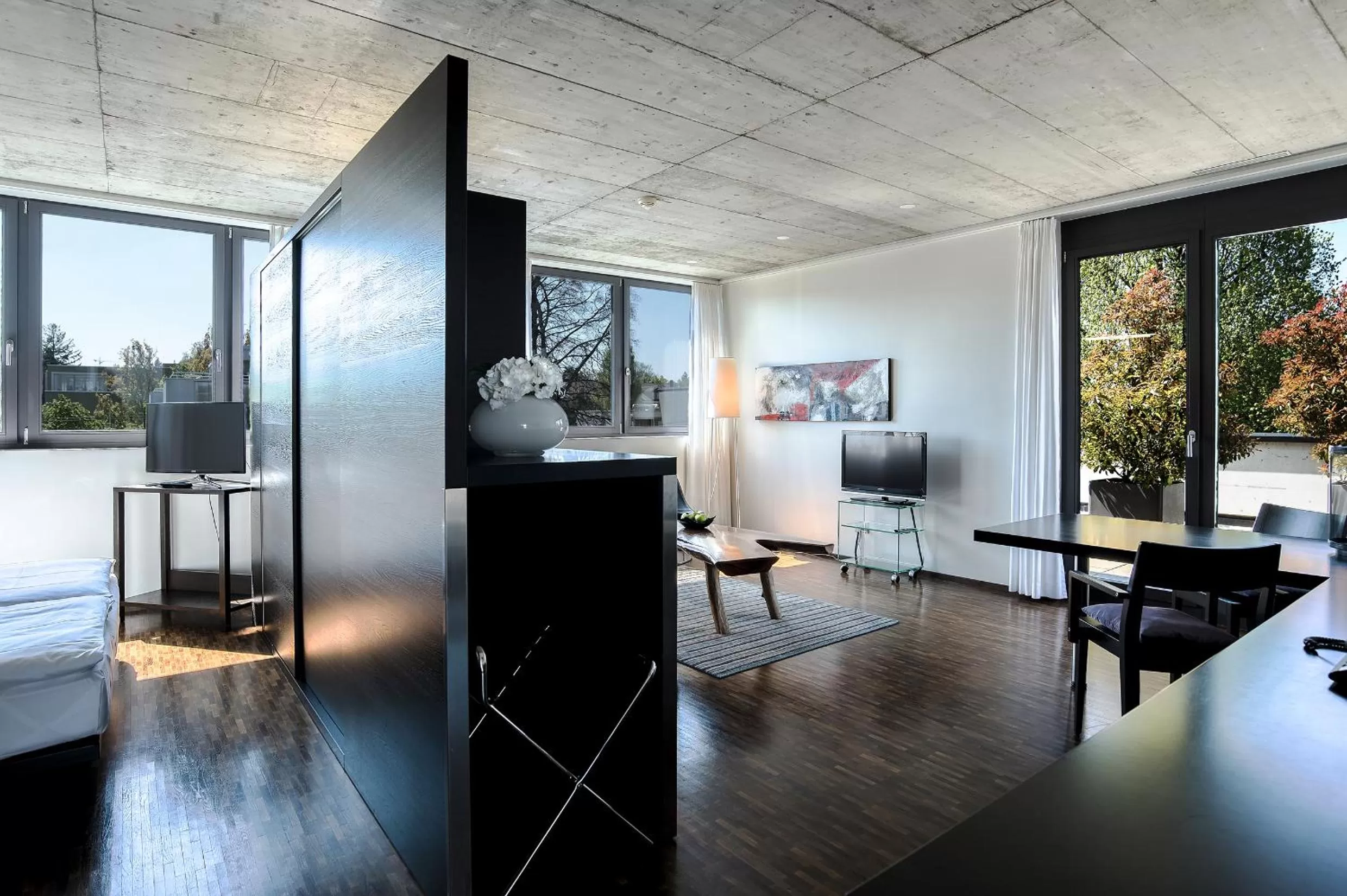 Photo of the whole room in Hotel Kreuzlingen am Hafen