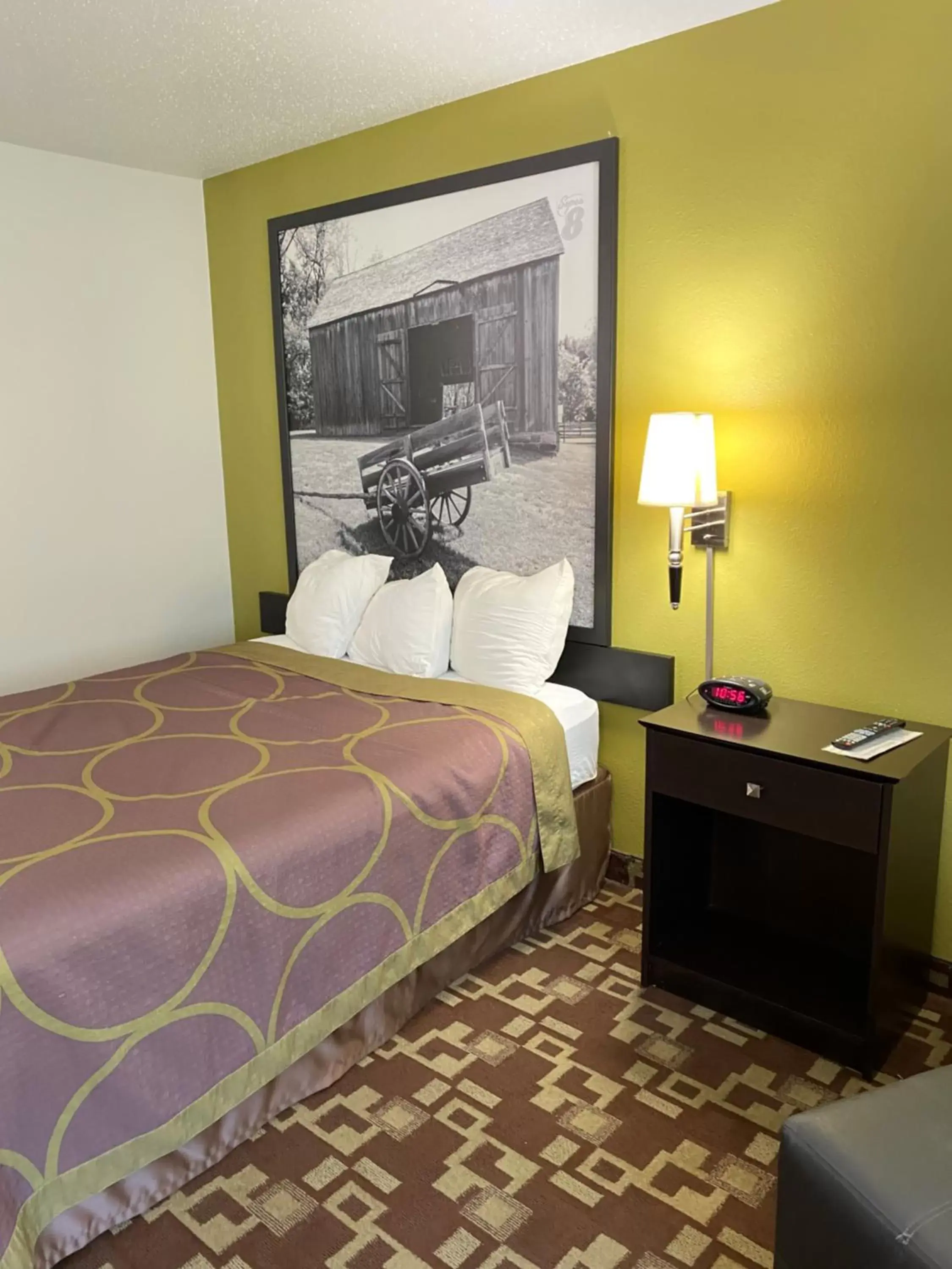 Bed in Super 8 by Wyndham Independence