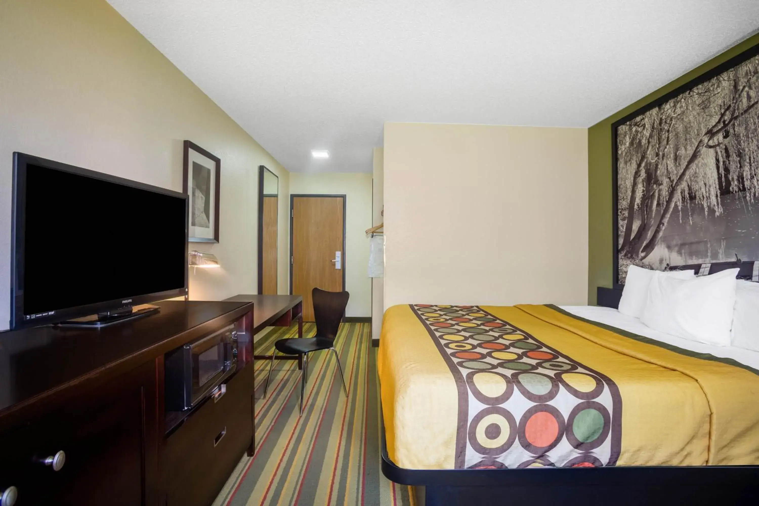 Bed in Super 8 by Wyndham El Dorado