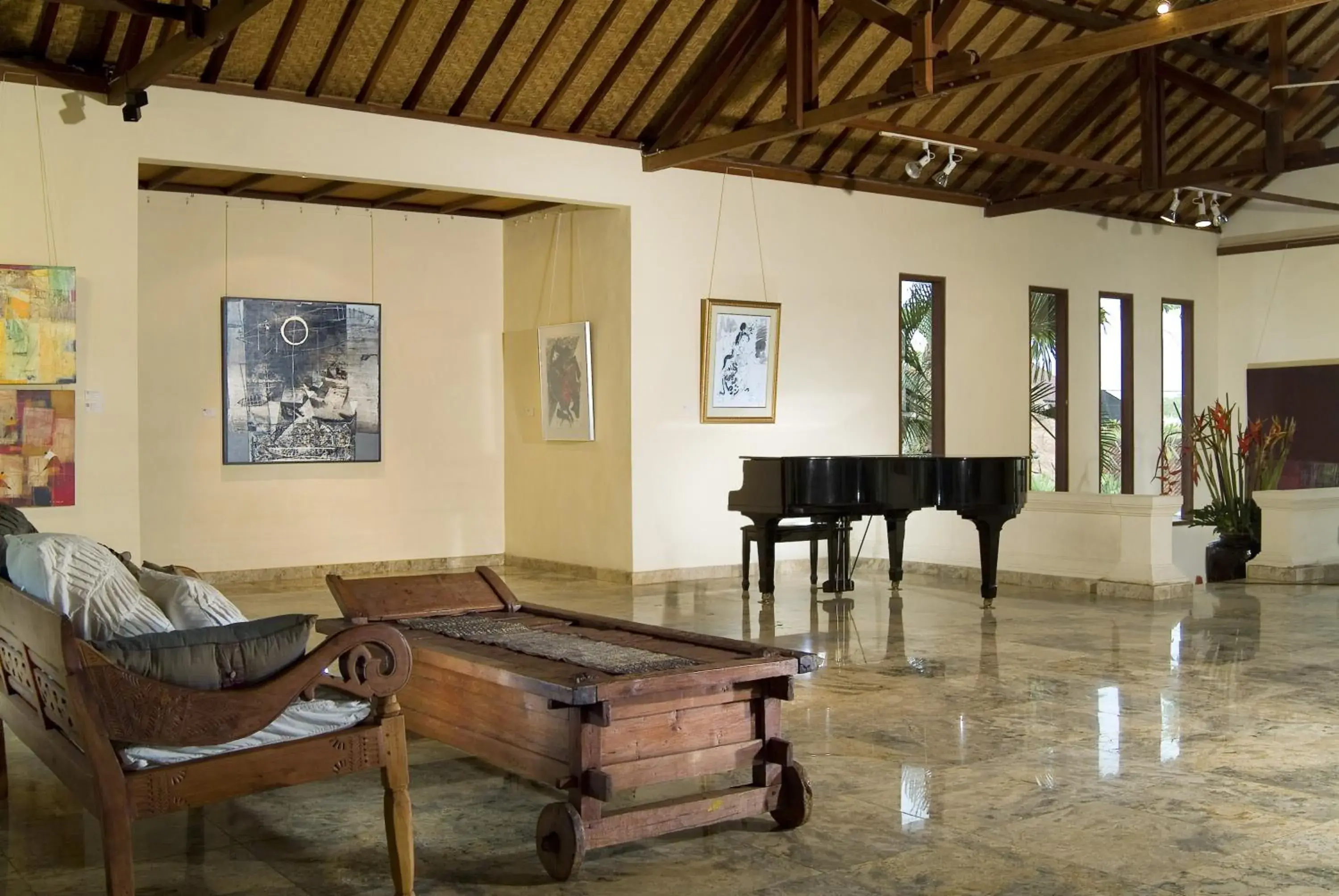 Communal lounge/ TV room, Seating Area in Komaneka at Monkey Forest Ubud