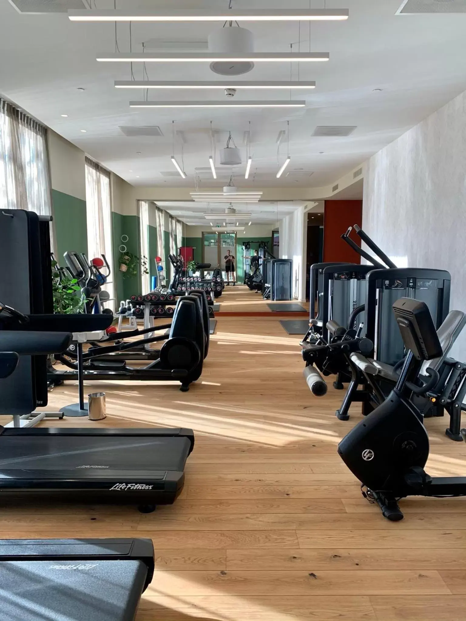 Fitness centre/facilities, Fitness Center/Facilities in Spinoza Suites