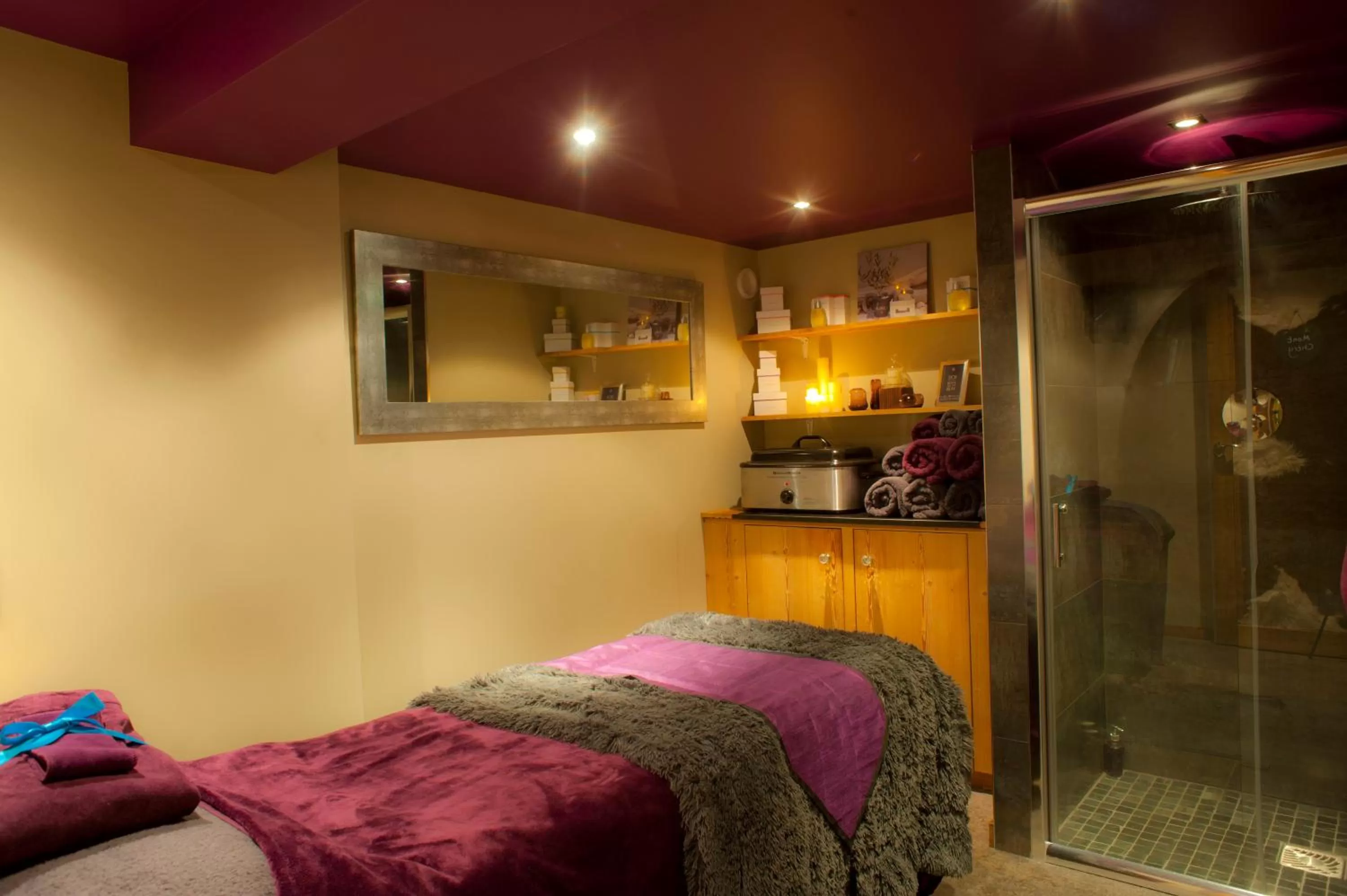 Massage, Bed in Chamois d'Or Hotel
