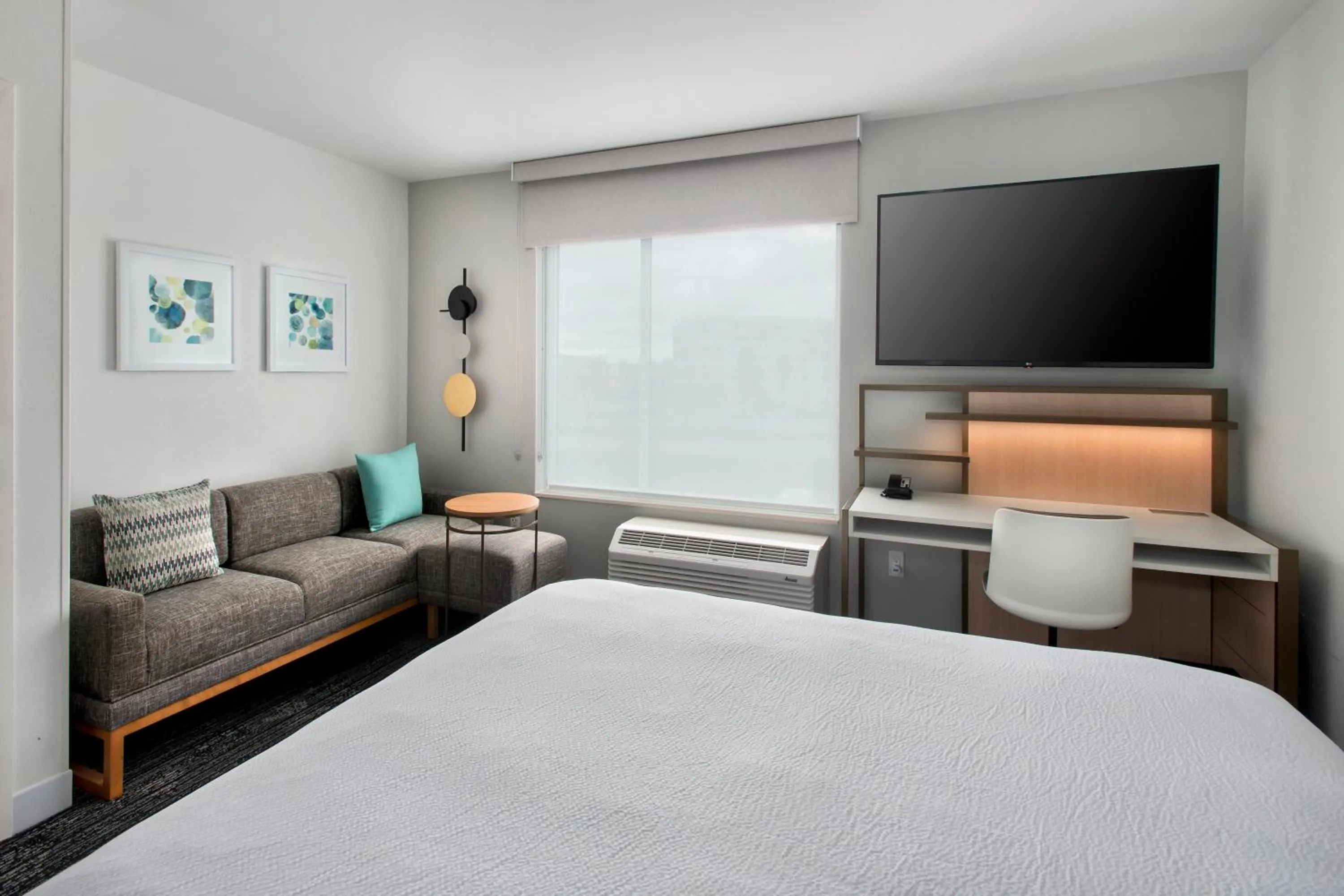 Bed in TownePlace Suites Portland Airport ME