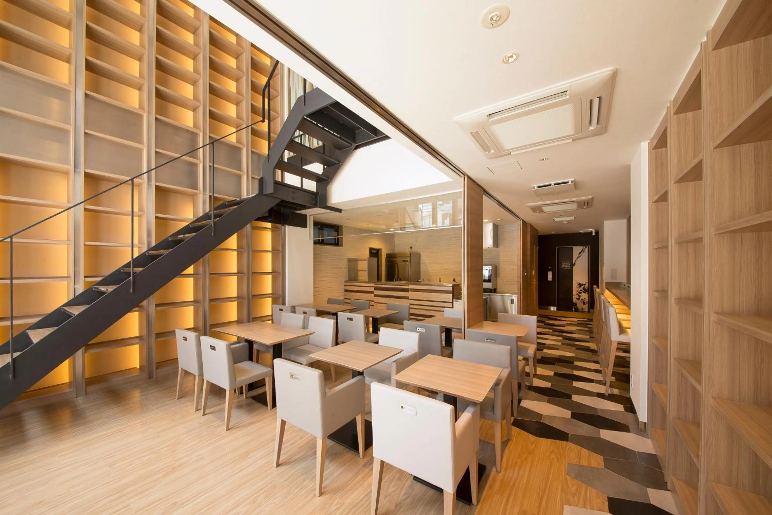 Lounge or bar in HOTEL Cargo Shinsaibashi