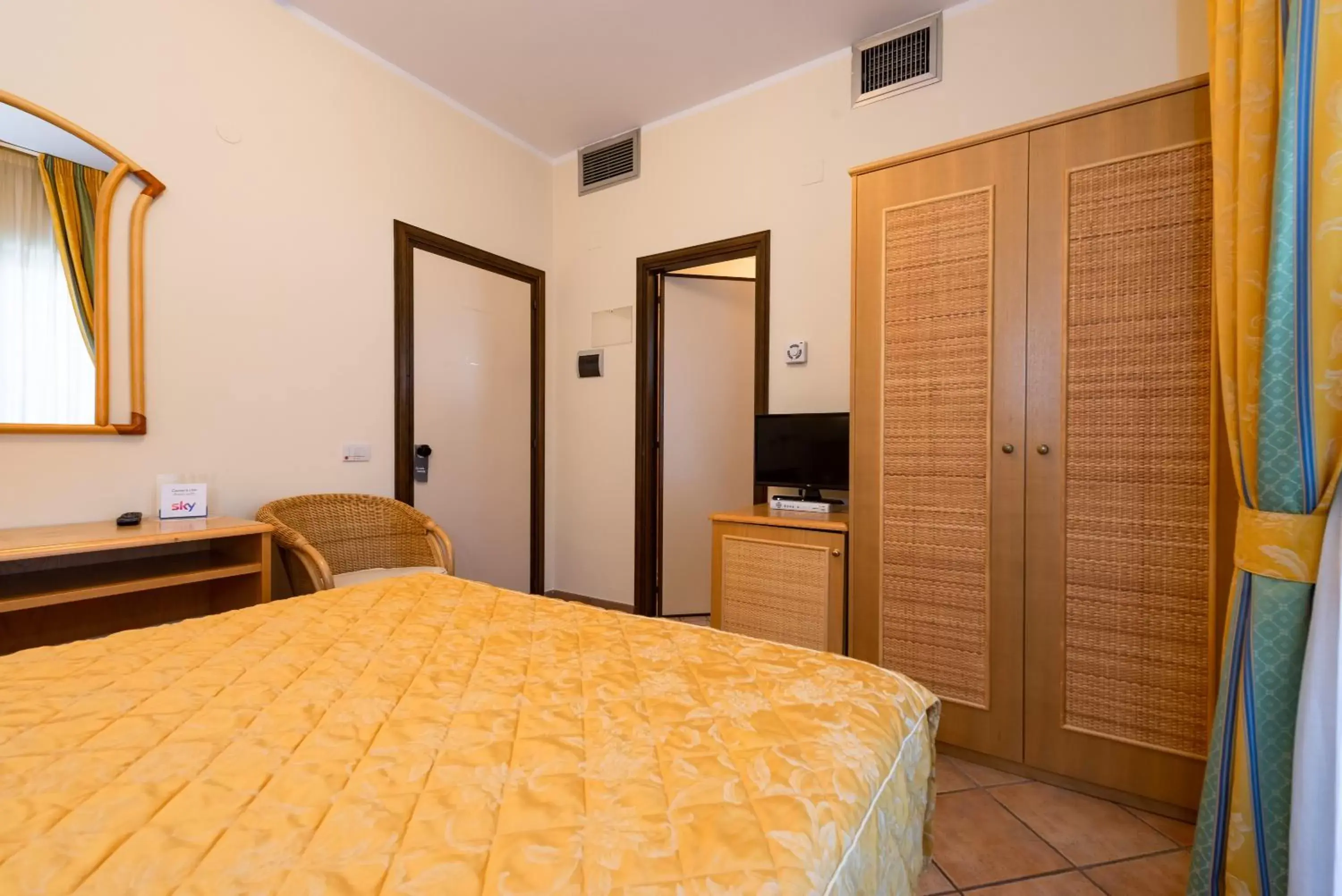 Photo of the whole room, Bed in Hotel Il Ceppo