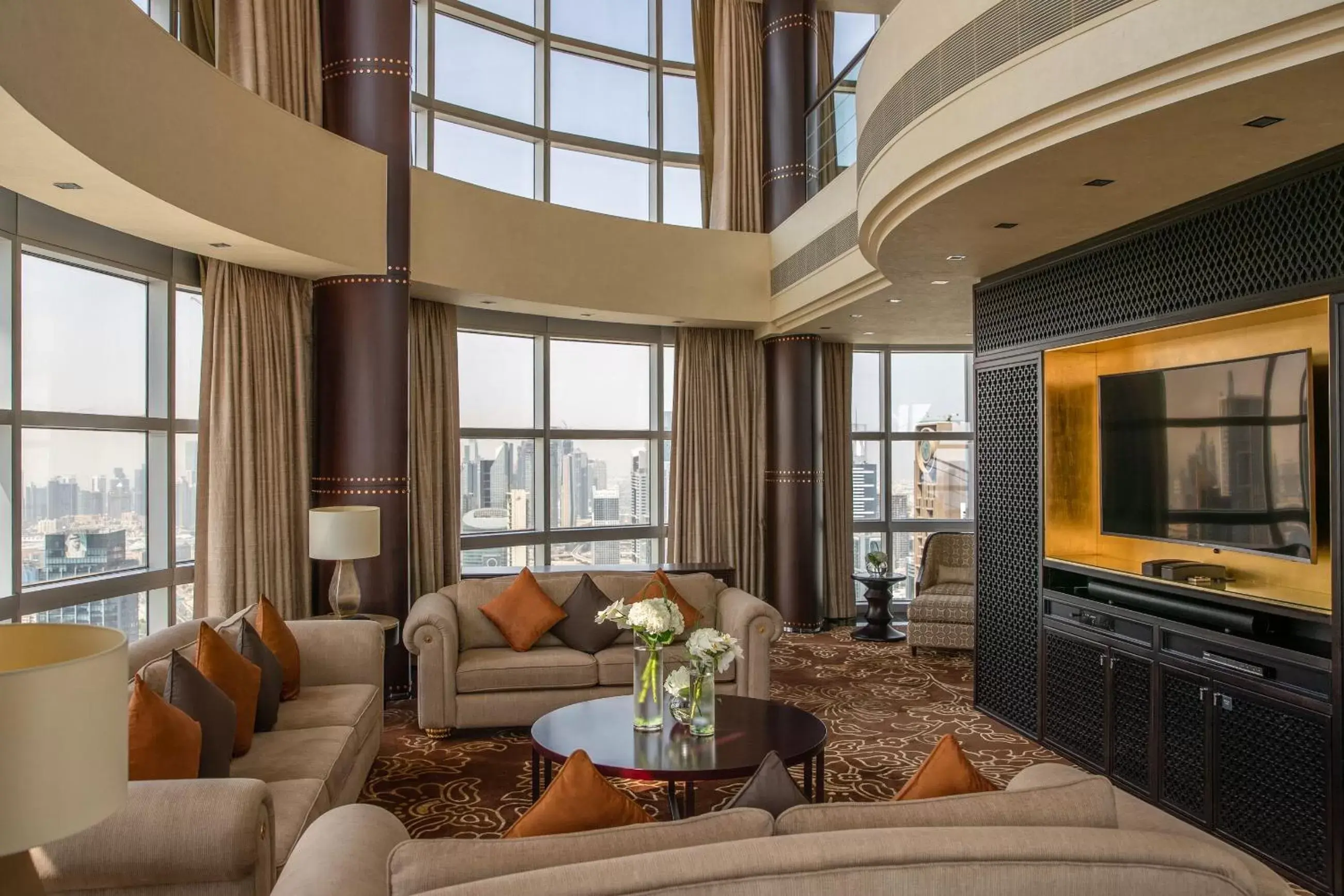 Living room, Seating Area in Jumeirah Emirates Towers