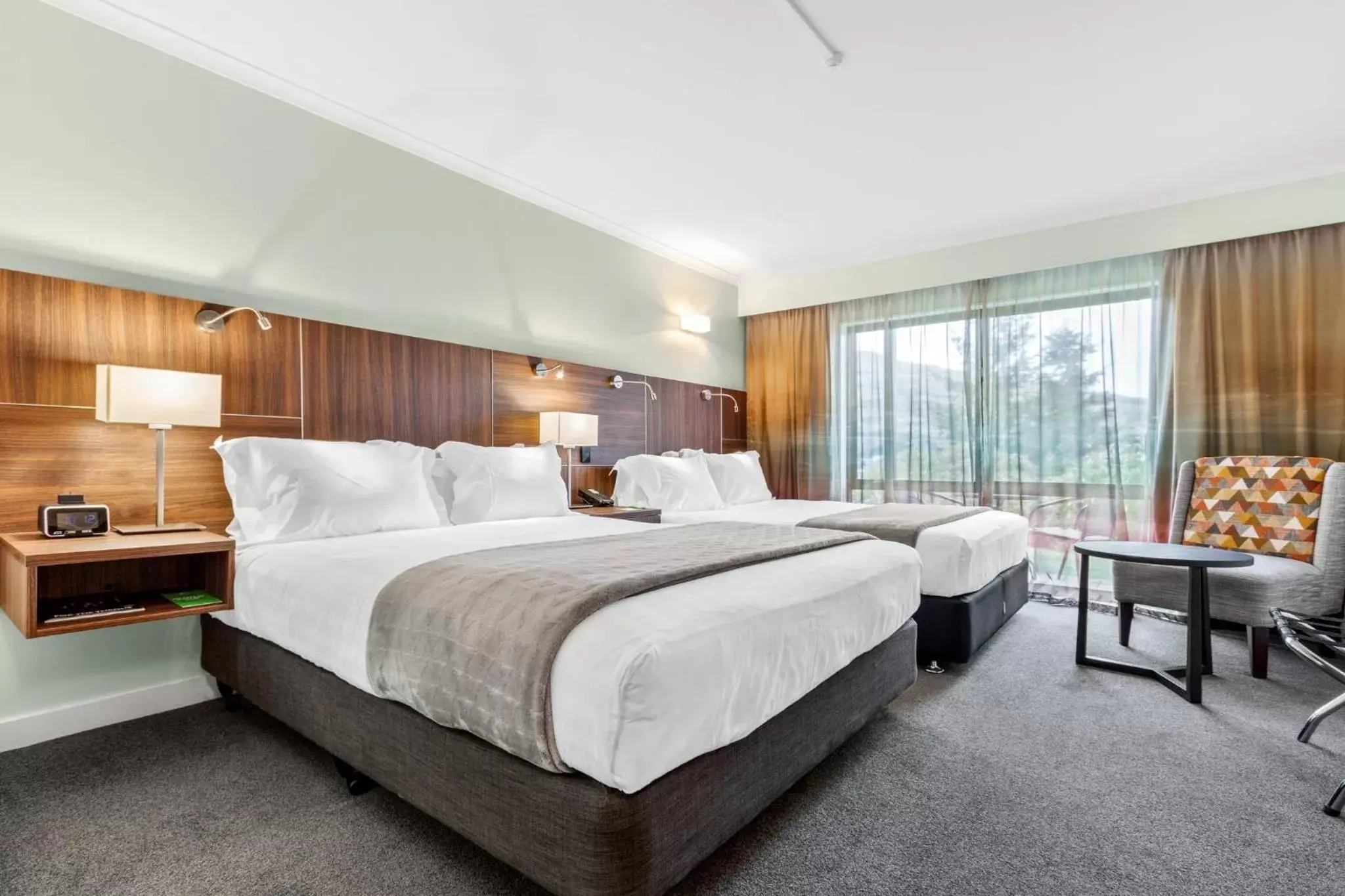 Photo of the whole room, Bed in Holiday Inn Queenstown Frankton Road, an IHG Hotel