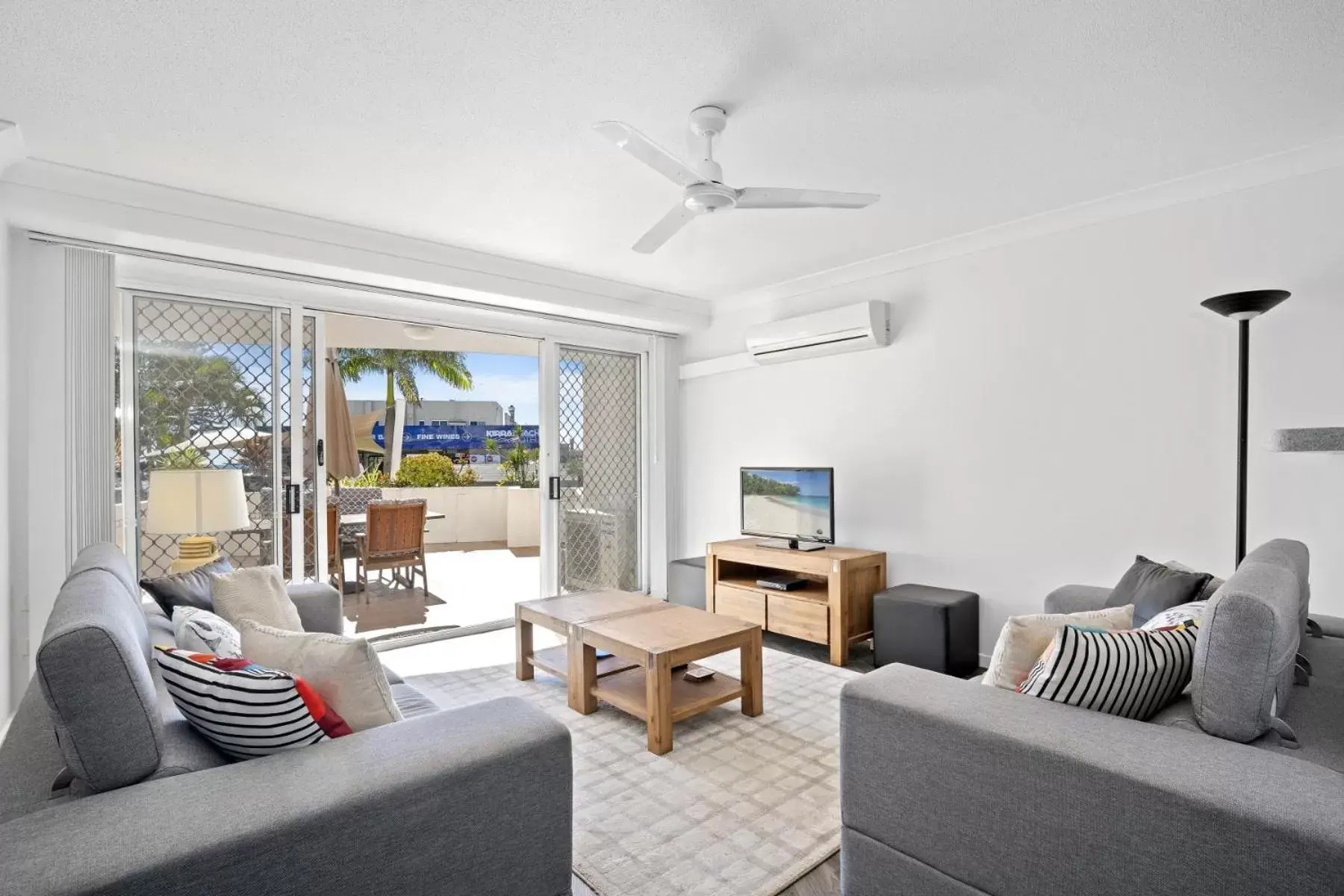 Living room, Seating Area in Kirra Palms Holiday Apartments