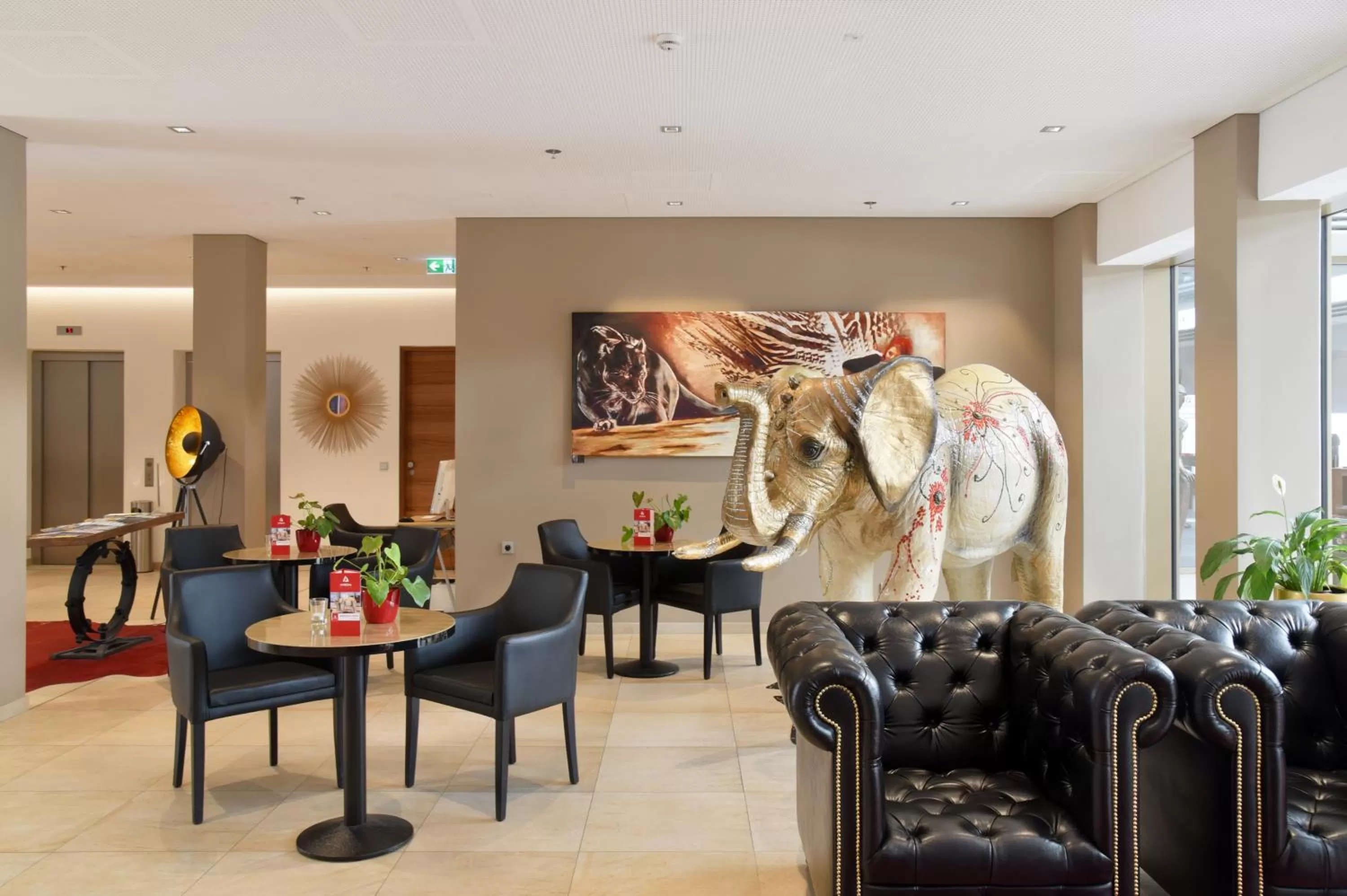 Lobby or reception in Amedia Plaza Dresden, Trademark Collection by Wyndham