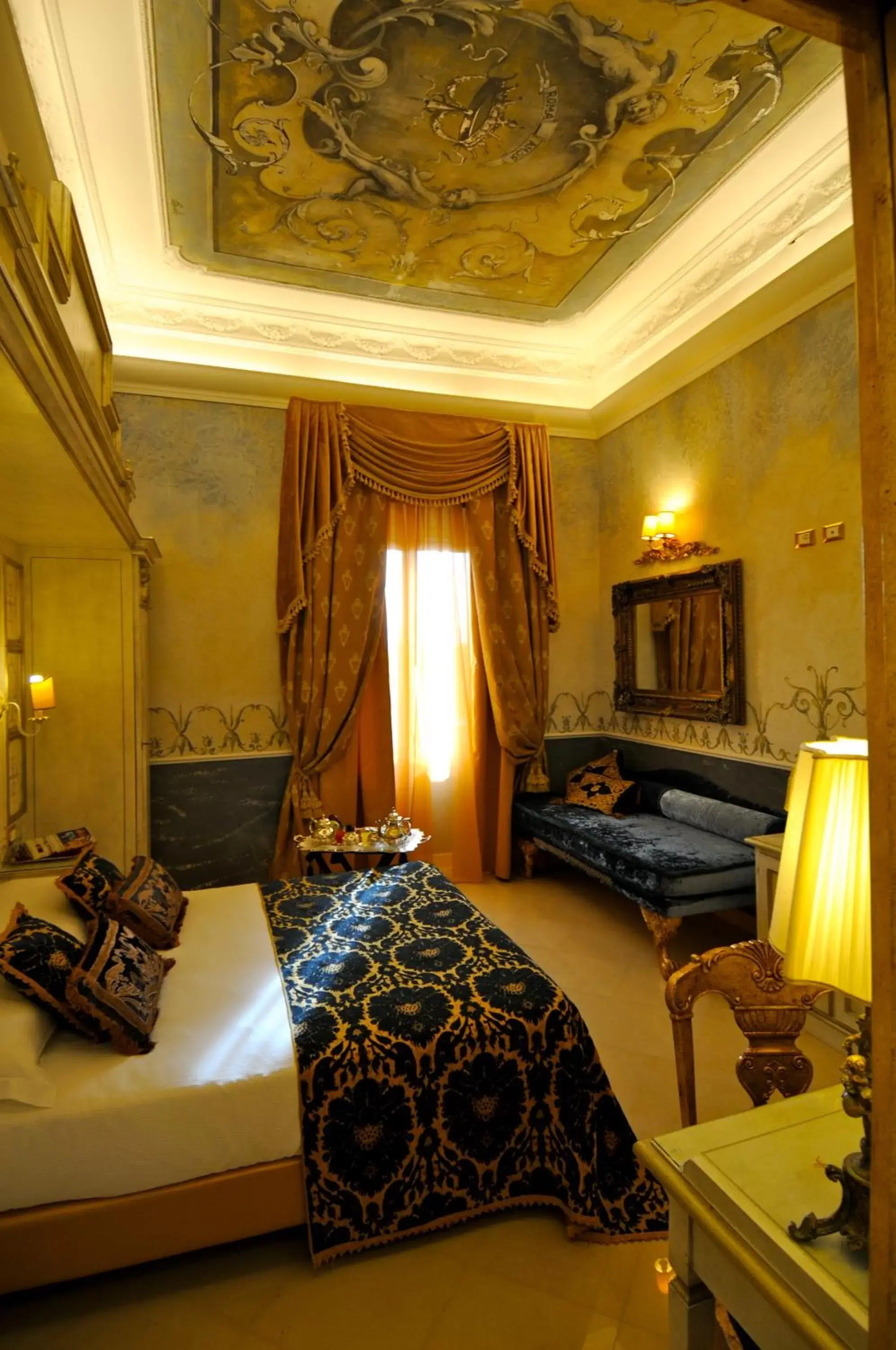 Classic Triple Room in Romanico Palace Luxury Hotel & SPA