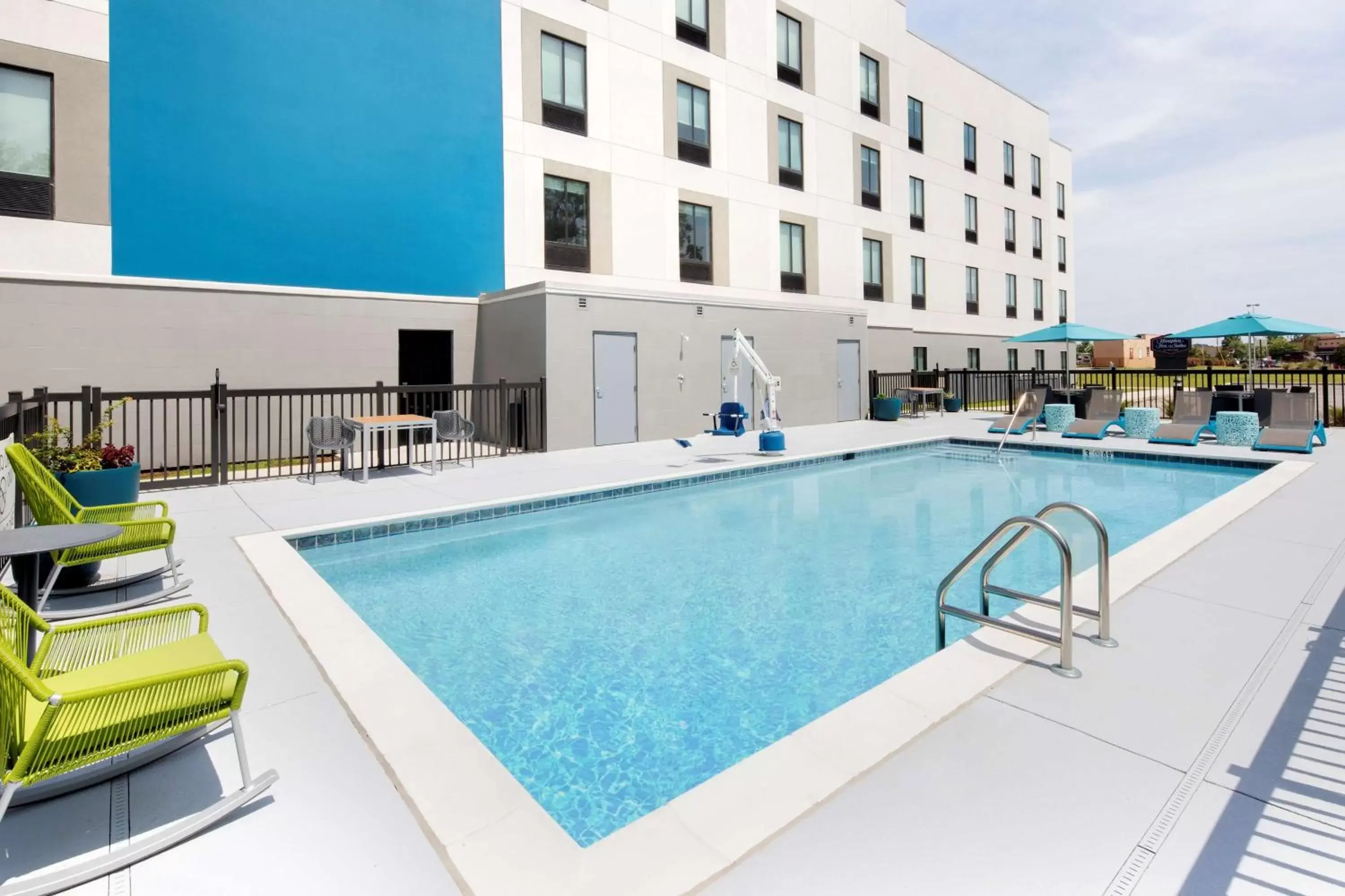 Pool view, Swimming Pool in Hampton Inn & Suites D'Iberville Biloxi